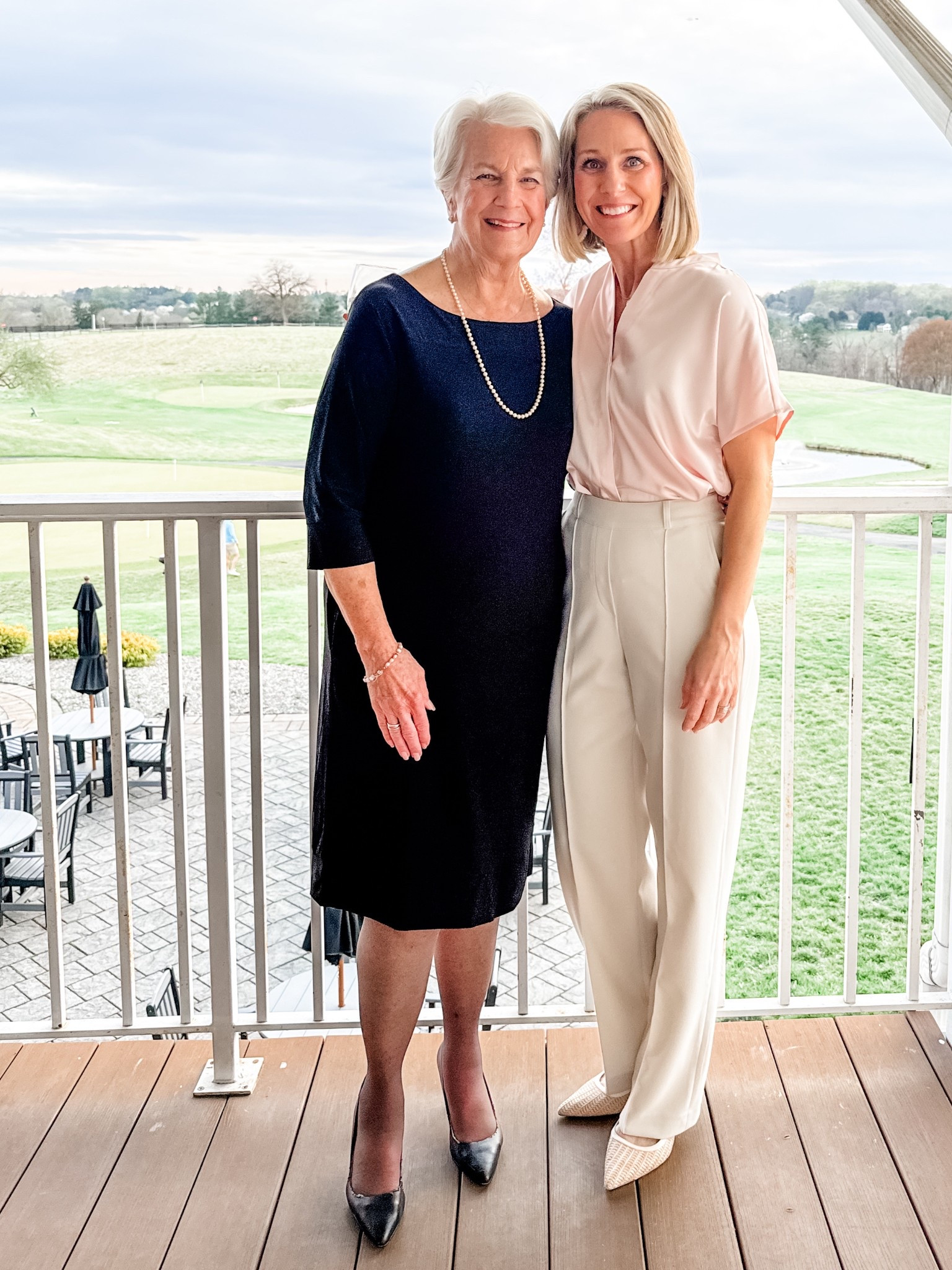 Spring outfit of the day!

SPANX trouser with no show coverage
A new day women’s short sleeve v-neck blouse 
Light pink satin blouse
Spring blouse
Women’s Milan raffia slingback heels
Beige heels
Spring slip on heels
Target shoes 
Pointed toe slip on spring slingback heels


#LTKWorkwear #LTKOver40 #LTKShoeCrush