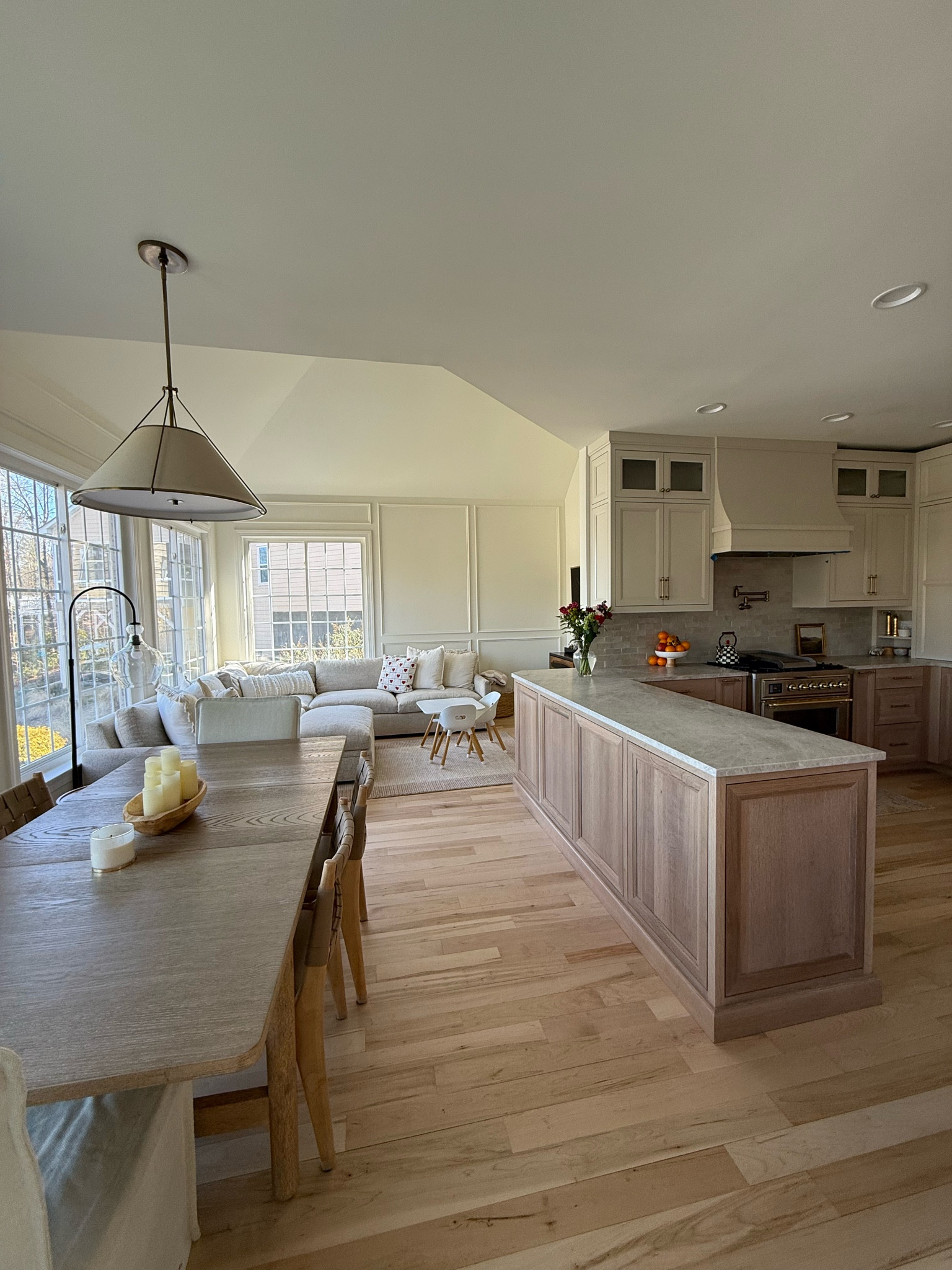 Home remodel 
Home content 
Home inspo 
West elm 
Crate and barrel 

#LTKhome