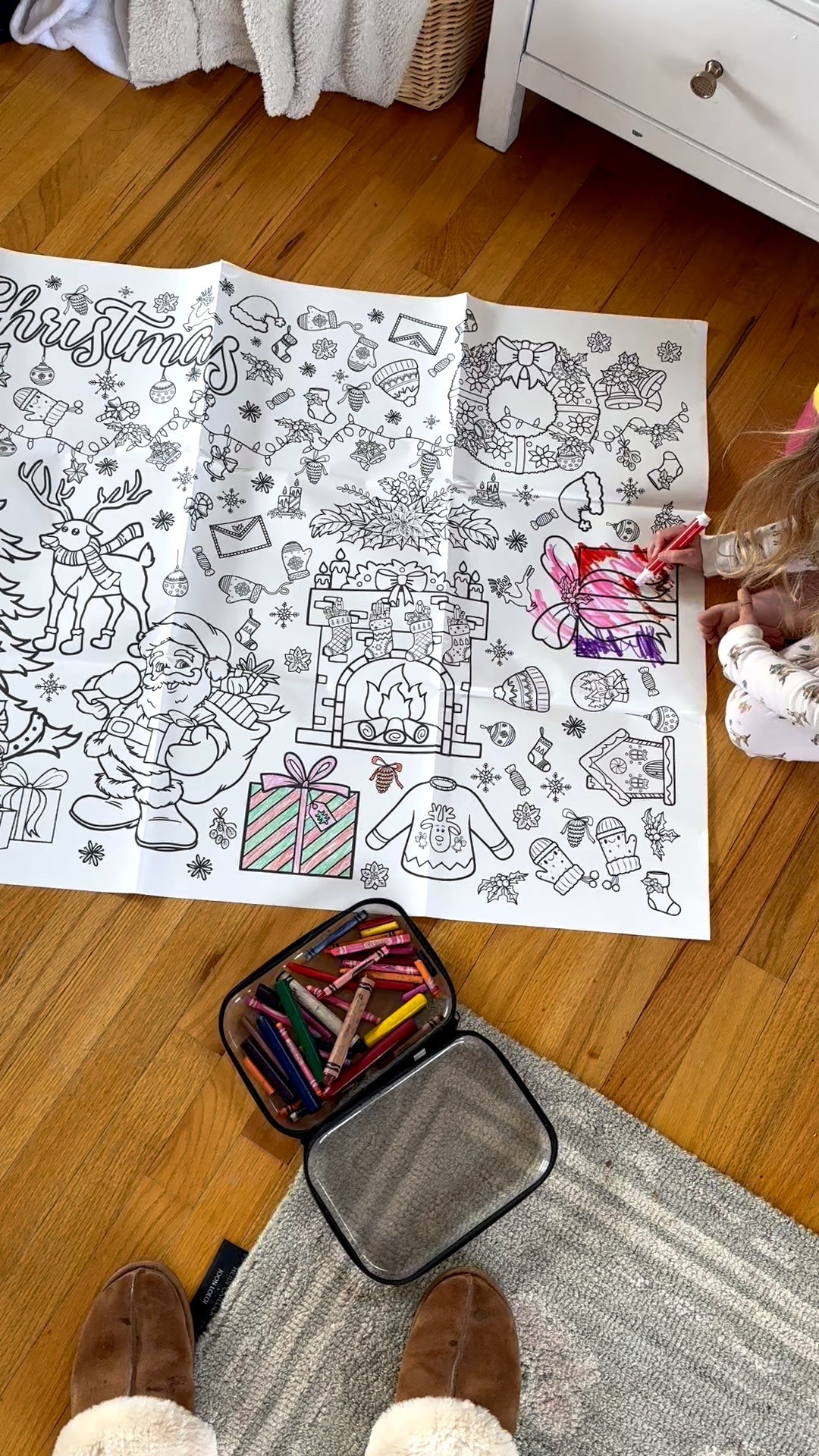 Giant Christmas Coloring Sheet 🖍️🎨

#LTKGiftGuide #LTKHoliday #LTKKids
