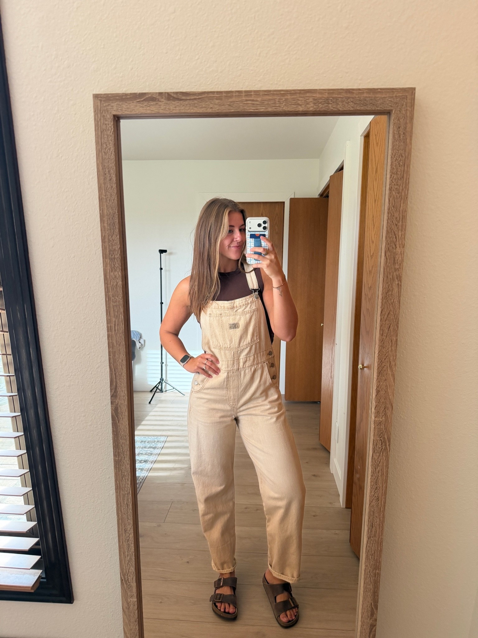 Transitional fall outfit 🤎🕊️

#LTKootd #LTKmomlife #LTKgrwm