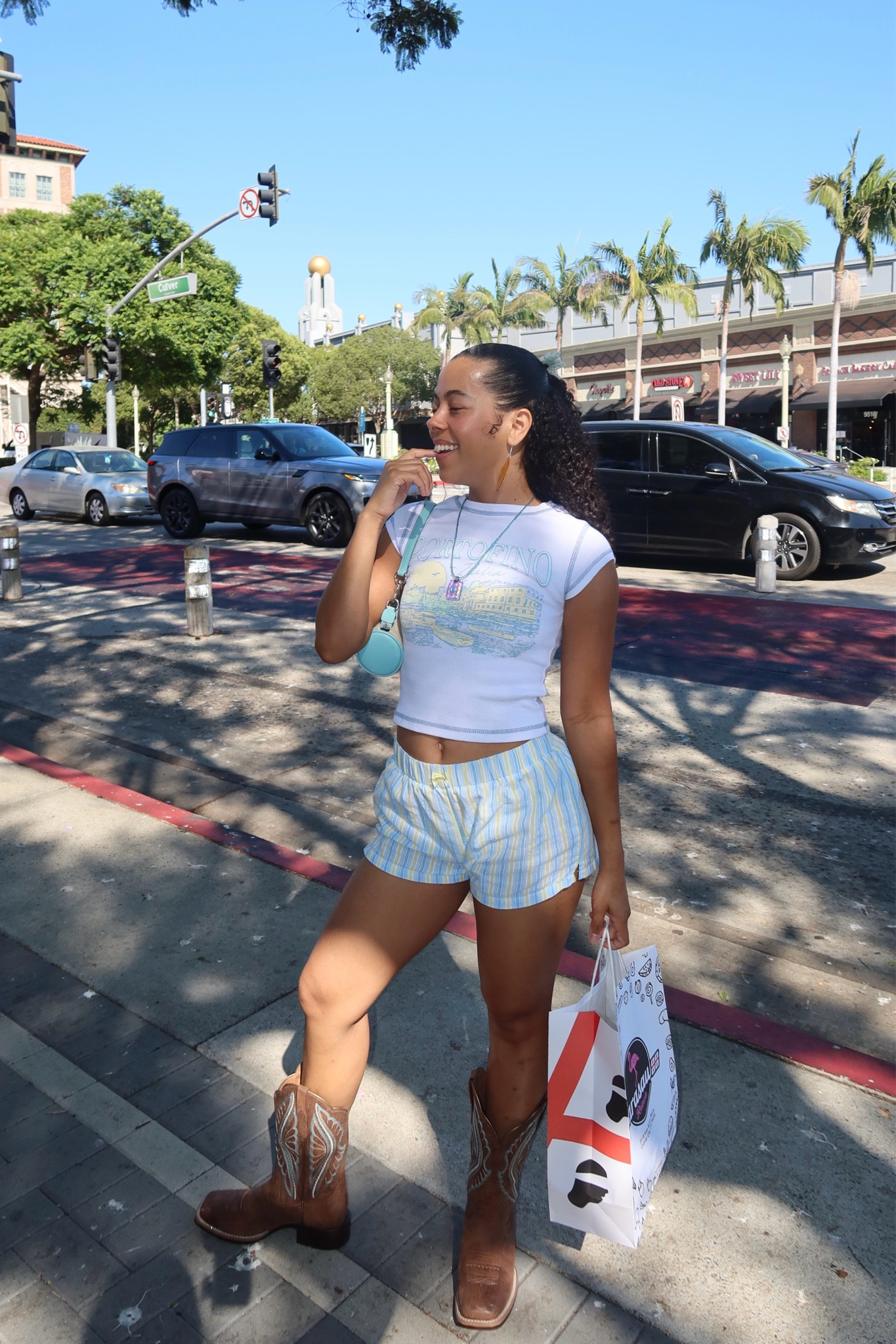loved this outfit color combo 💛💙
#pinstripe #boxershorts #stripeshorts

#LTKShoeCrush #LTKBacktoSchool #LTKStyleTip