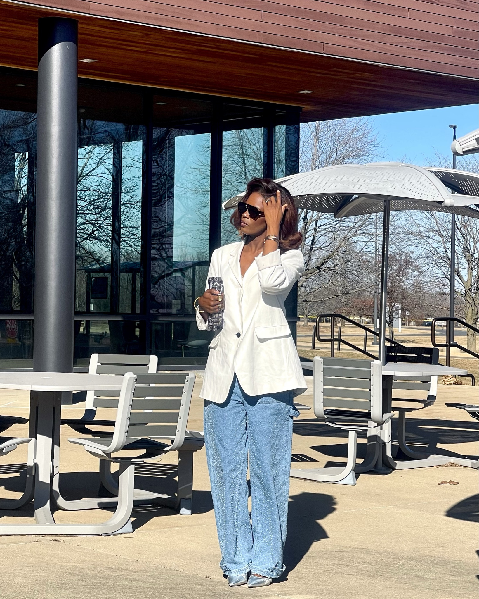 Jeans never go out of fashion 😍