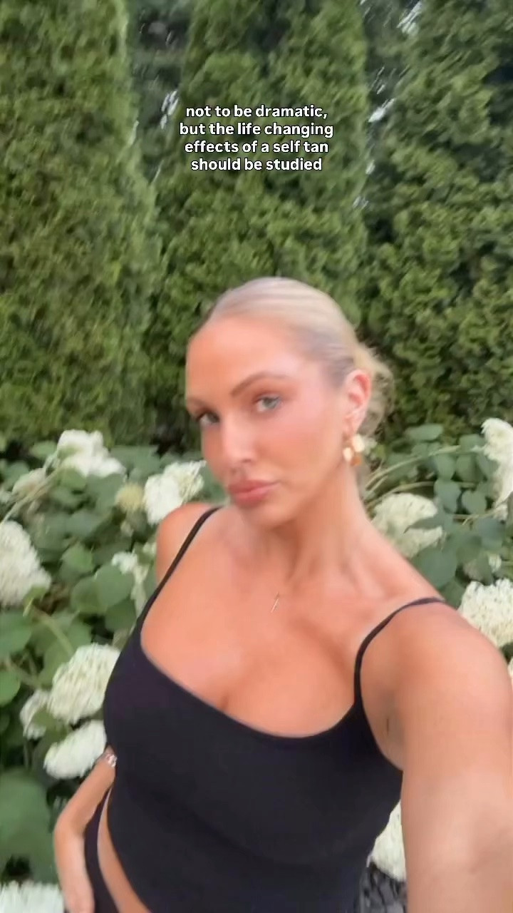 My holy grail of self tanners for face and body—both are just🤌🏼chef’s kiss