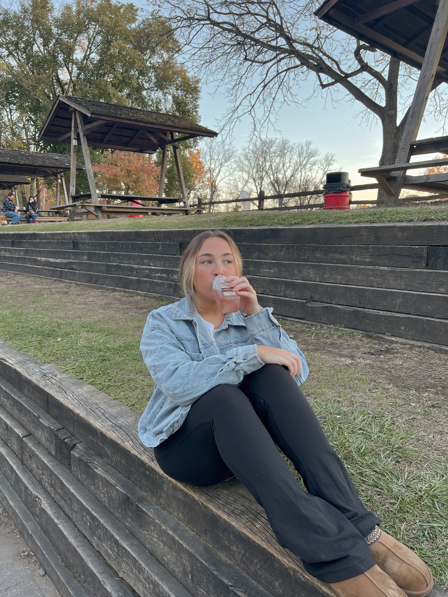 Fall cider mill 🍎

#LTKSeasonal #LTKFindsUnder50 #LTKHoliday