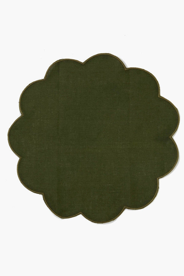 Green Scalloped Placemat | Tuckernuck (US)