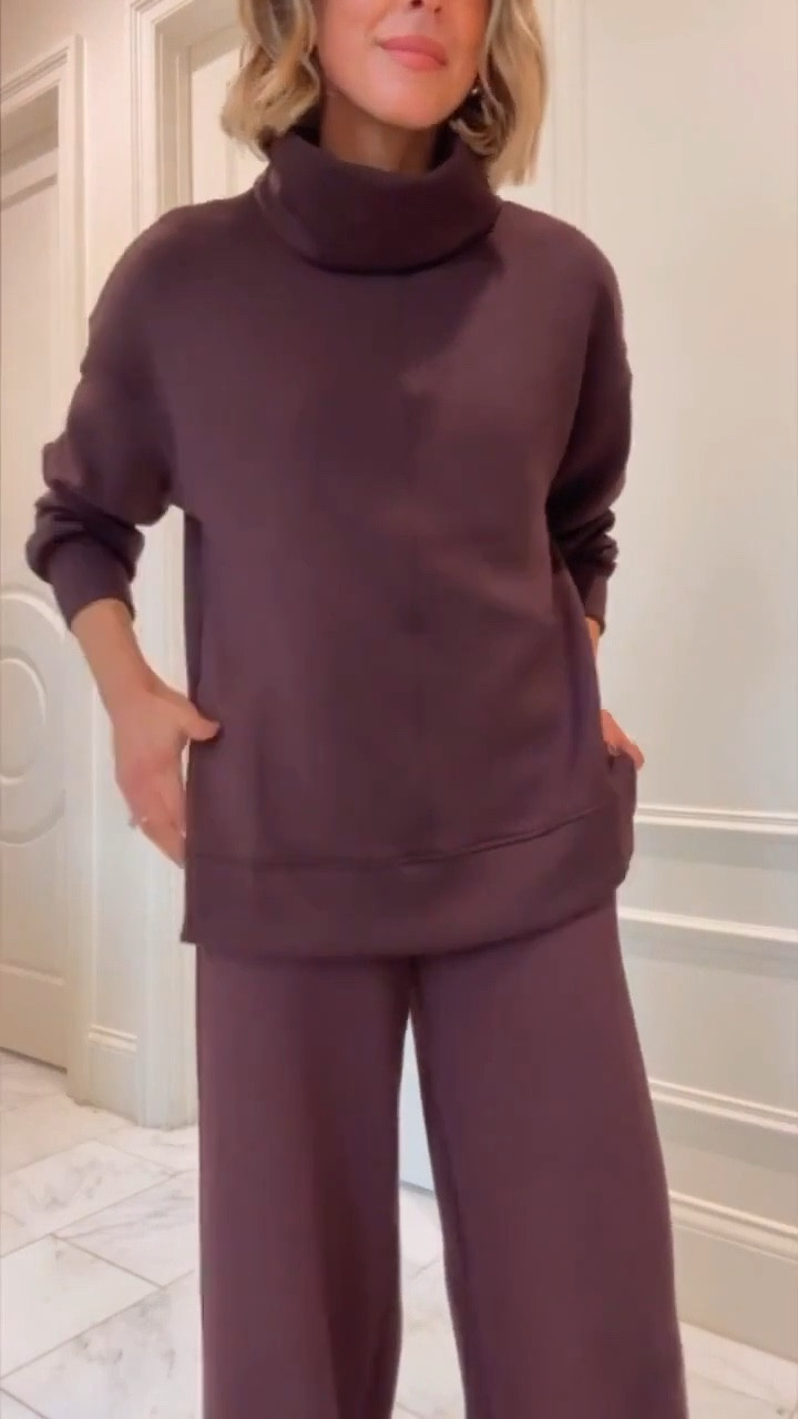 The perfect look for traveling over the holidays. 


#LTKTravel #LTKootd