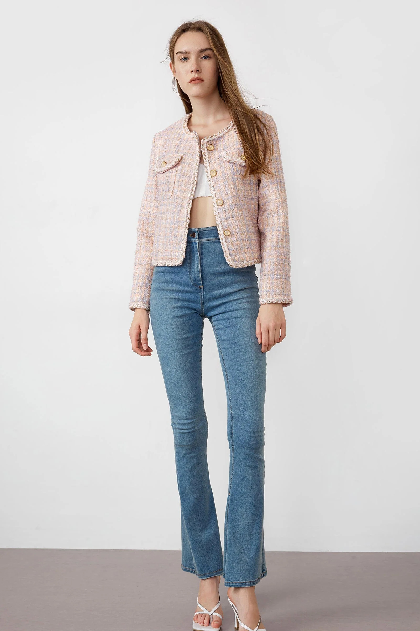 Alfy Pink Round Neck Jacket | J.ING