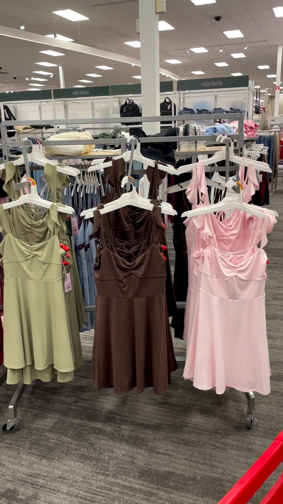 Love the girlie details on this $20 dress. The back is adorable 🎀