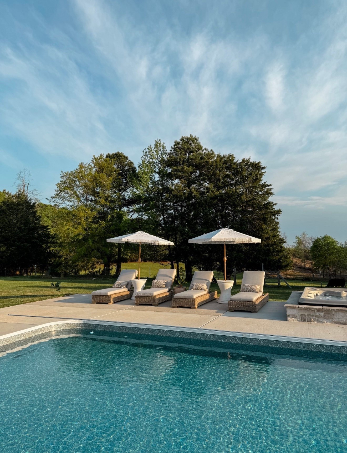 Lounge chairs and umbrella linked below