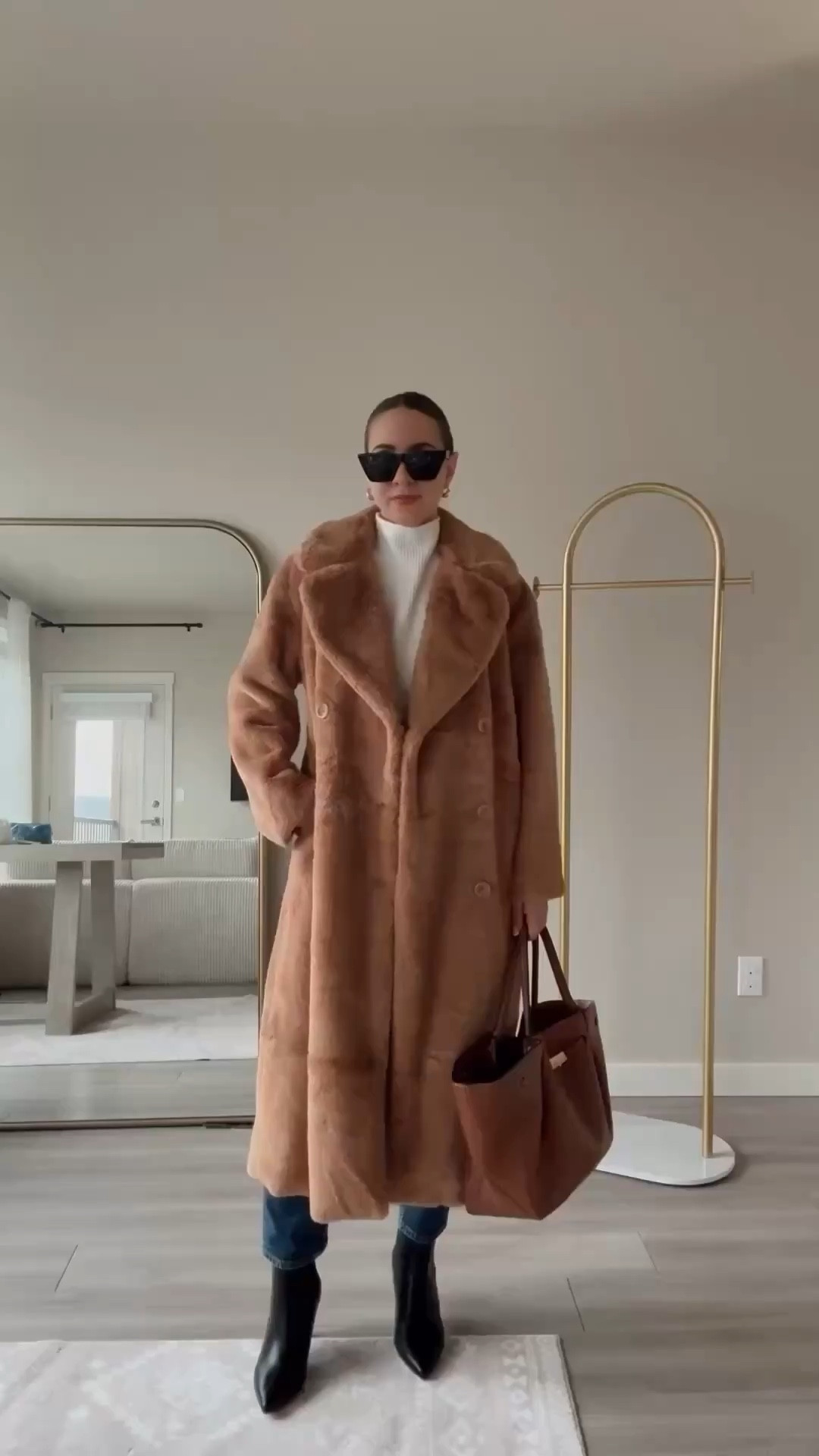 Walmart coats.  These will sell out!! 
Wearing size small.  5’7 tall


Walmart winter fashion 
Coat 
Faux fur coat 
Long coat @walmart @walmartfashion



#LTKSeasonal #LTKStyleTip #LTKWatchNow