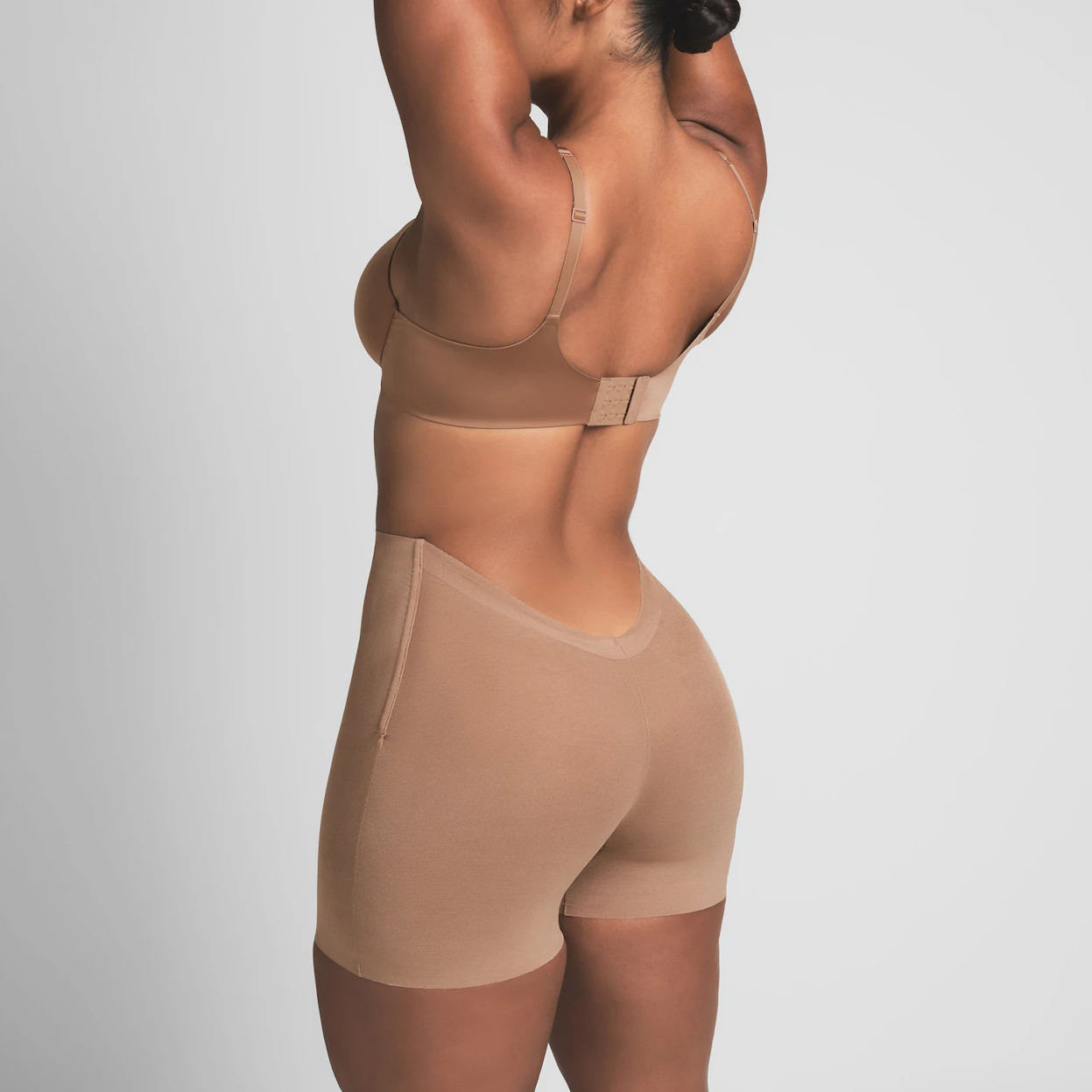 LOW BACK SHORT | SKIMS (US)