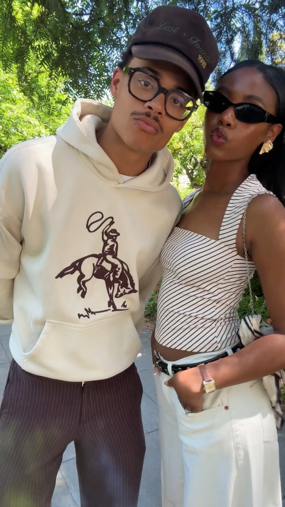 #AbercrombiePartner City walks, summer fits  get 25% off everything and an additional 15% with code AFSUMMER until 5/26! 

#LTKStyleTip #LTKSaleAlert #LTKU