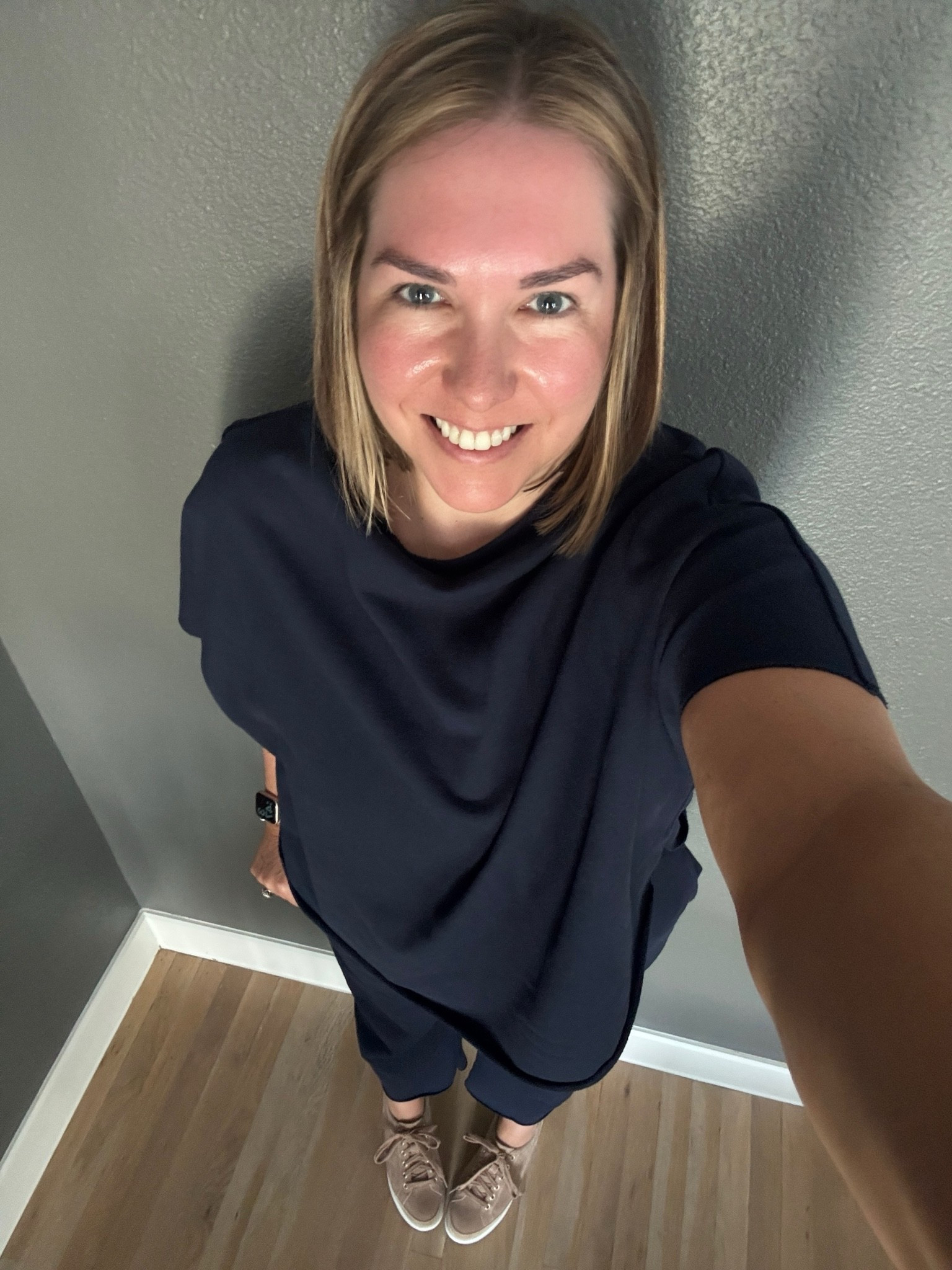 My trusty Europe travel outfit. I love this set because it’s so easy to wear, really comfortable but also not sloppy. I always wear my sneakers on the plane to be able get through airports.

#LTKootd #LTKTravel #LTKMidsize