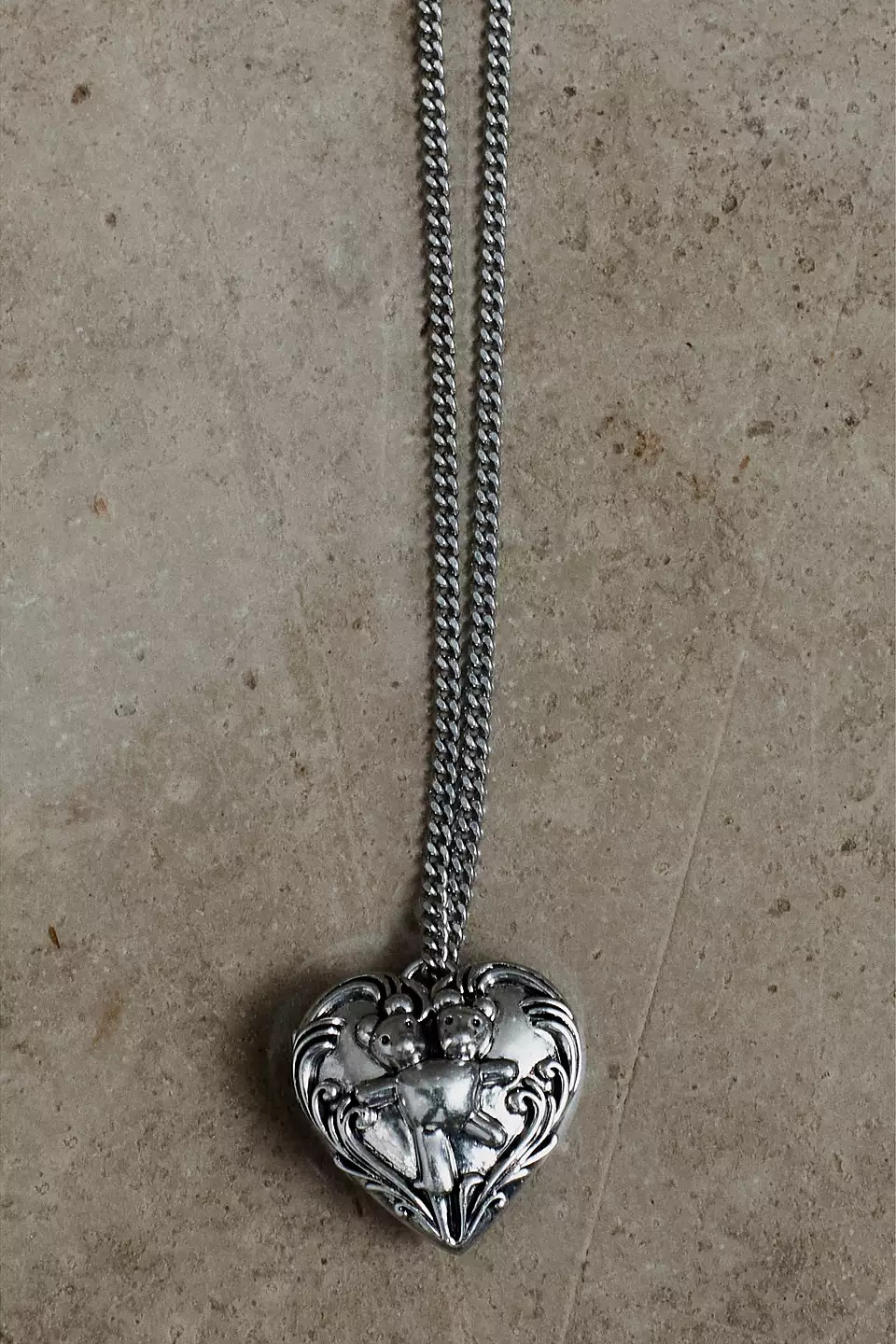 HEAVEN LOCKET | Marc Jacobs
