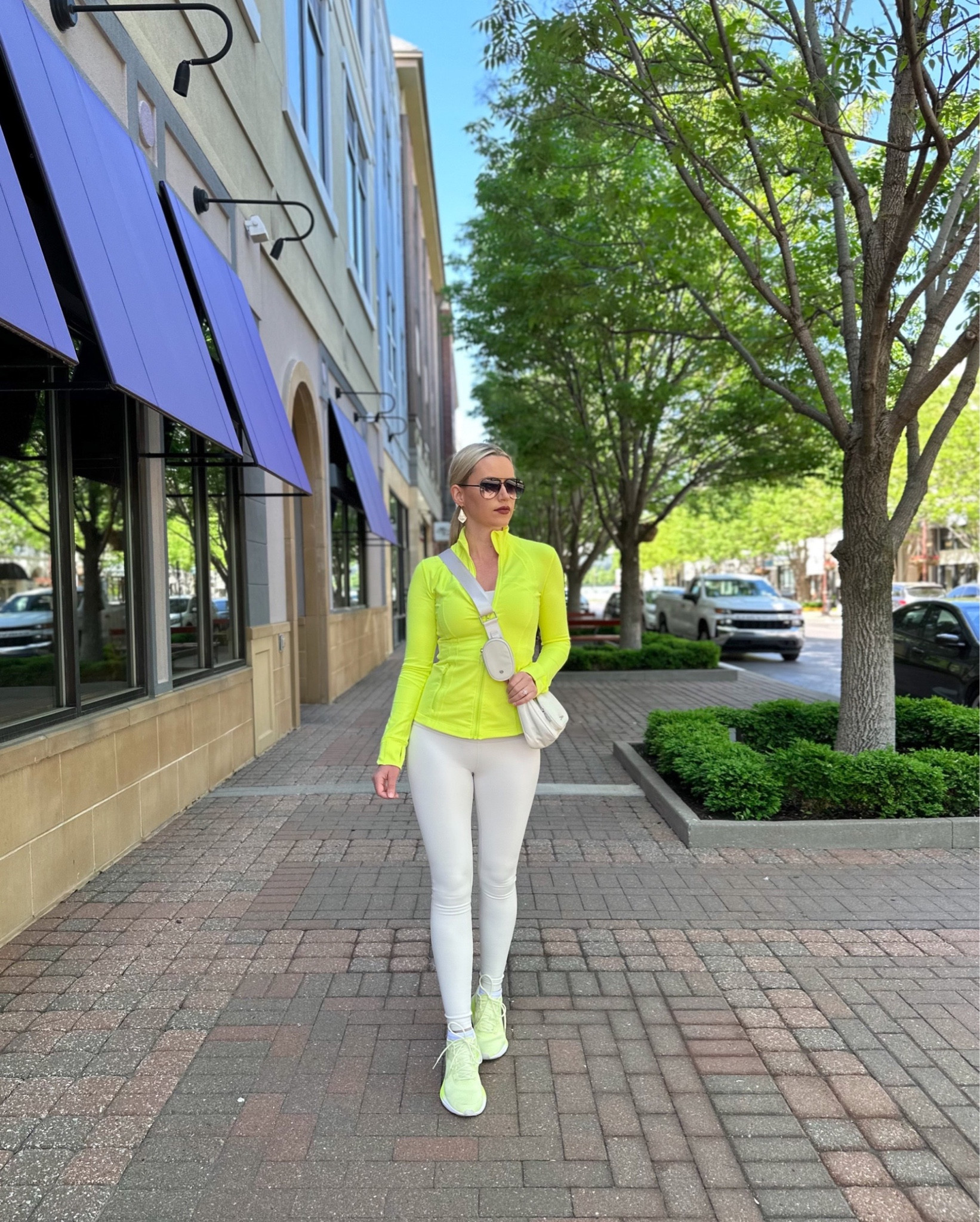 Jacket: Electric Lemon, 6
Tank: Bone, 6
Leggings: Bone, 4
Bag: White Opal
Shoes: Lemon Ice, 9.5

Athleisure | Bra Top | Yoga

#LTKfit