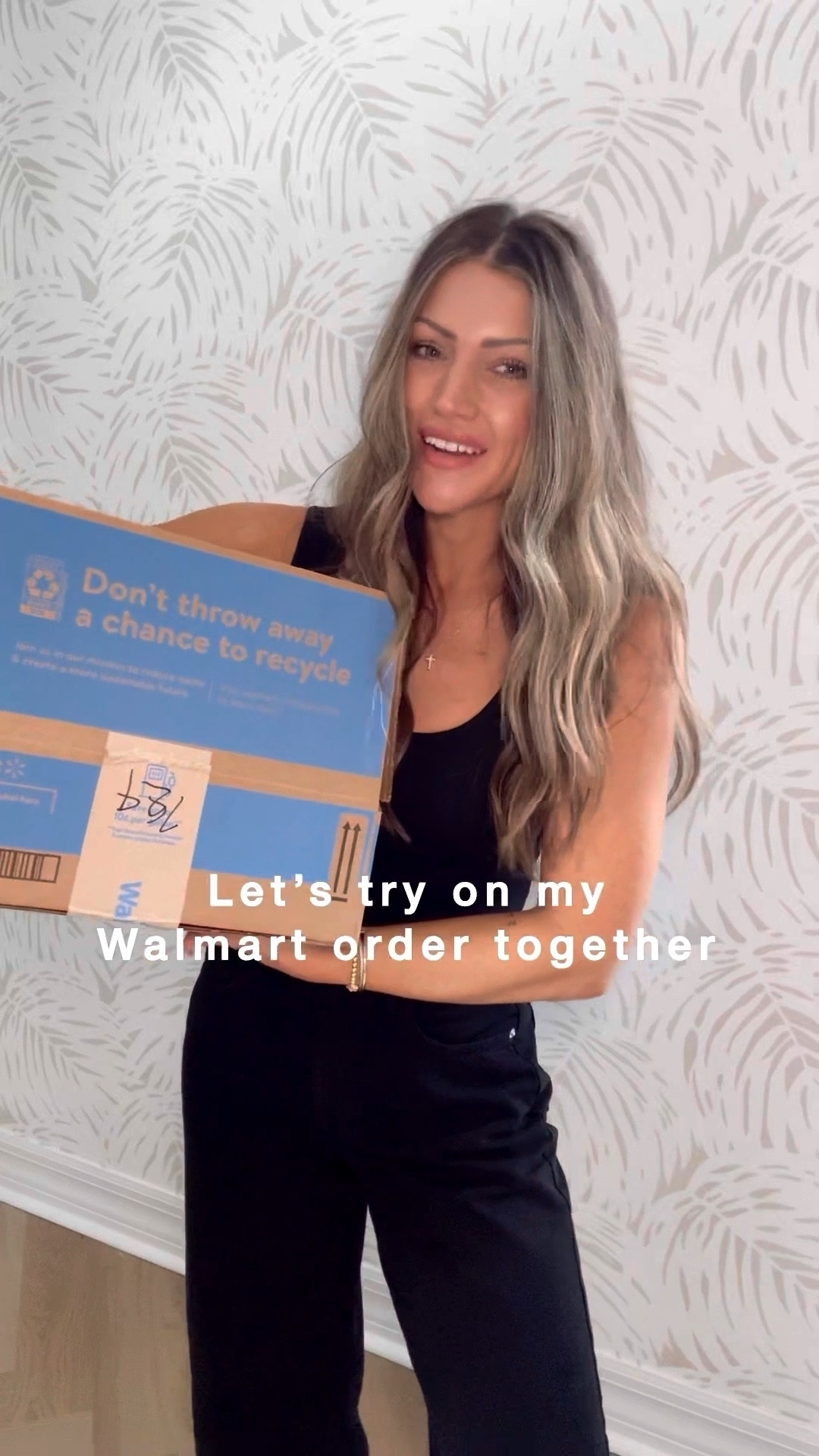 I’m wearing an XS in everything! The polka dot dress is still pretty big… I’m so sad, I think it’s the perfect Easter dress! I suggest sizing down one. Which finds are your fave?? So many good ones! #walmartstyle #walmartfinds #affordableoutfits 