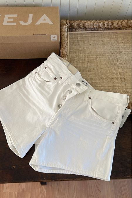 White shorts #agolde Parker long