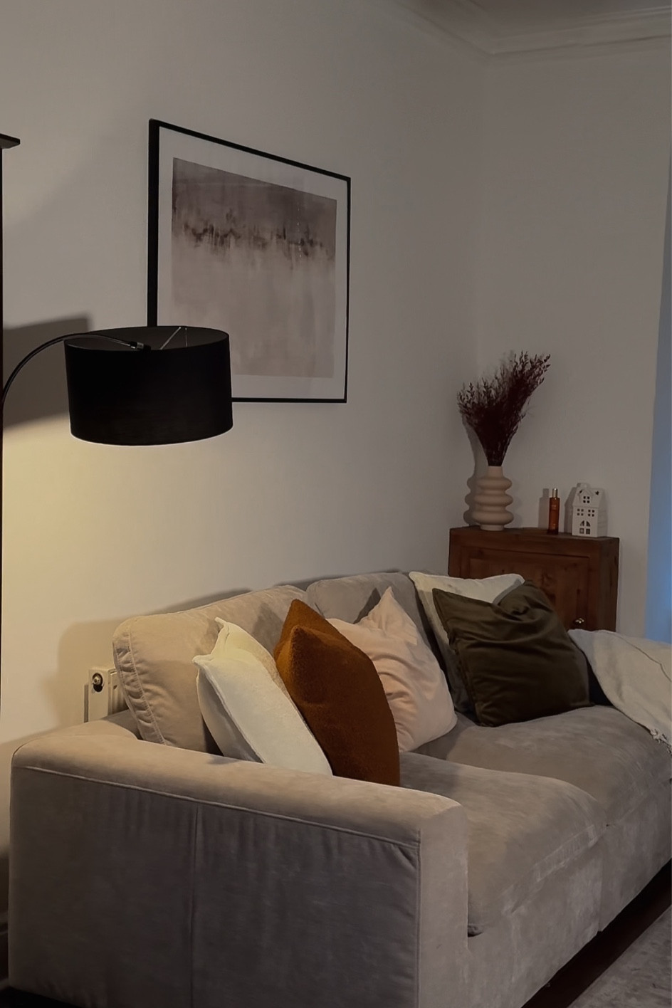 Cosy Livingroom vibes🖤

#LTKSeasonal #LTKhome