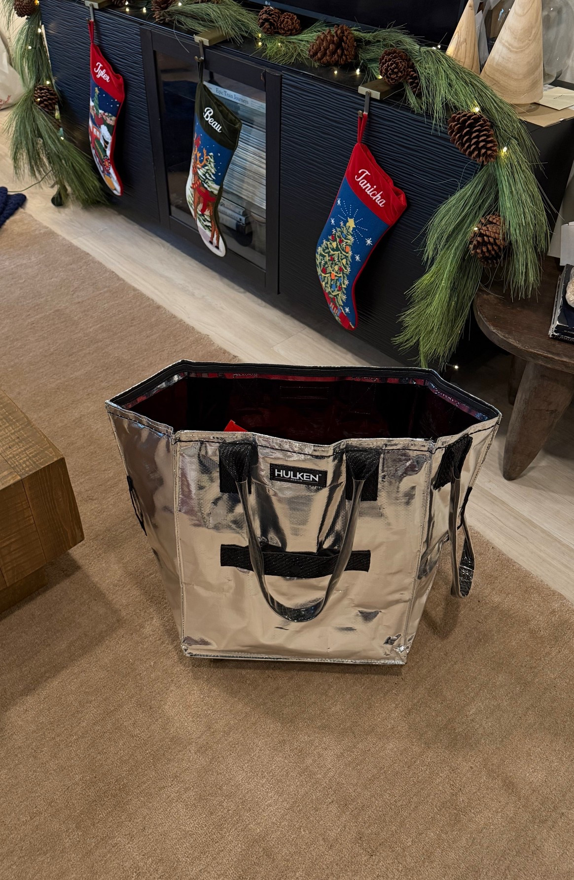 So niche, but I’m kind of obsessed with this bag! Use it to haul groceries or packages from the car to inside and it’s amazing! 🩶

#LTKGiftGuide