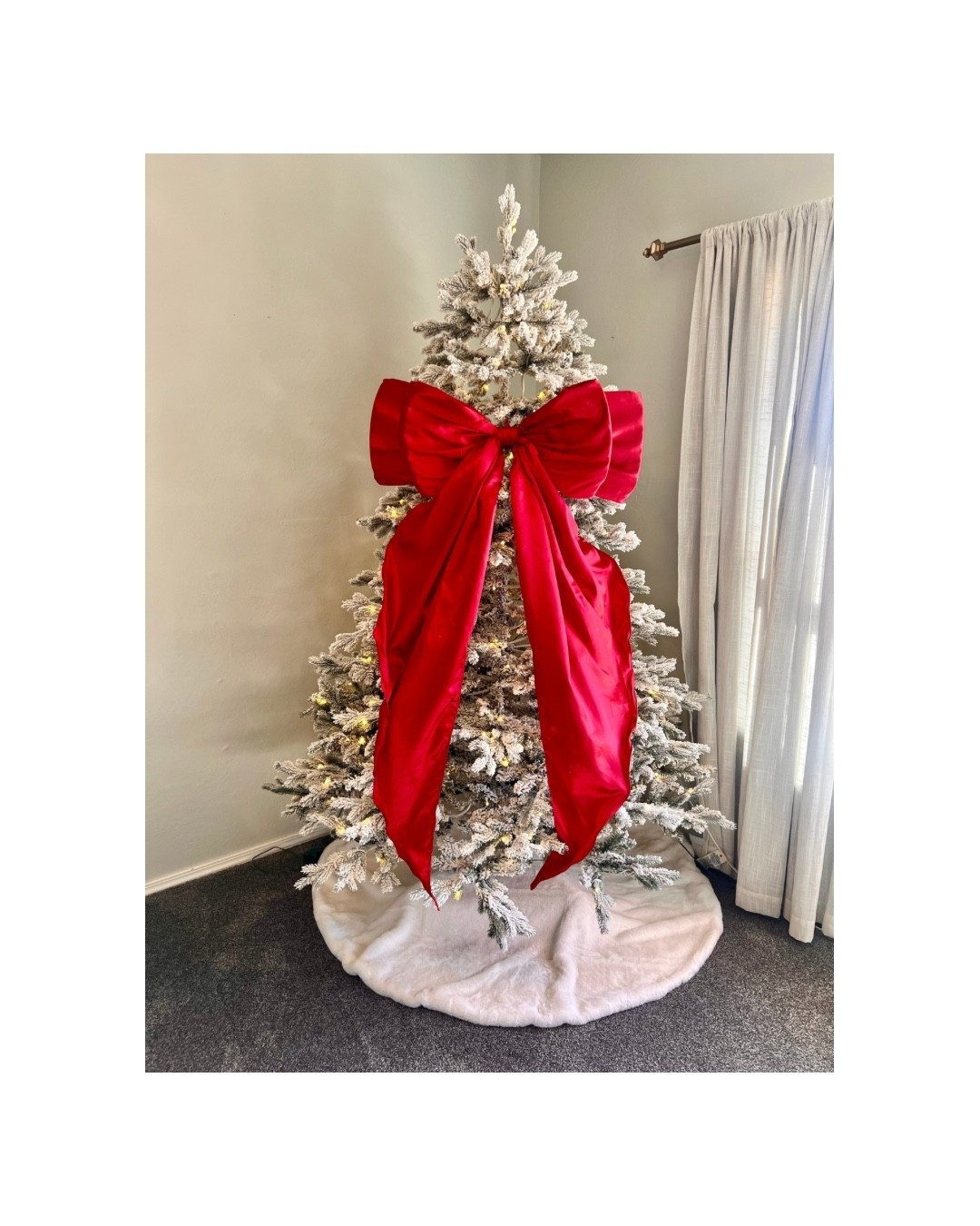 This tree is so good and the bow is perfect  

#LTKHoliday #LTKHome #LTKCyberWeek