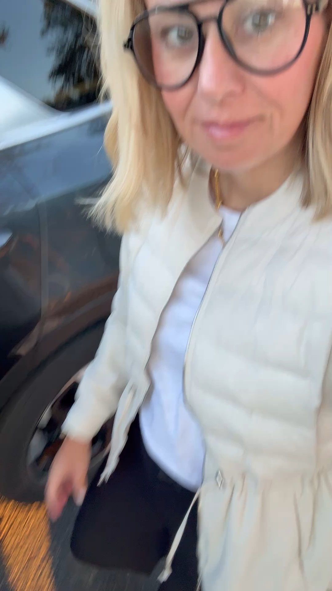 Day 2 lax … 

Xs tee
S jacket 
S petite pants 
38 shoes


#LTKmomlife #LTKStyleTip #LTKTravel