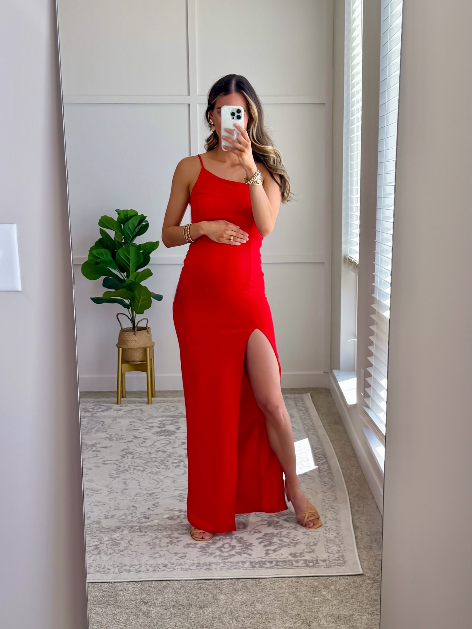 LTKCon - Awards Night

This red dress would be cute for a wedding guest dress , rehearsal dinner guest dress , gala dress, or any formal occasion. Super affordable and nice and stretchy! Multiple colors. 

Fits true to size, I sized up (to small) for pregnancy. Non maternity , but bump friendly. 

#LTKWedding #LTKFallSale #LTKCon