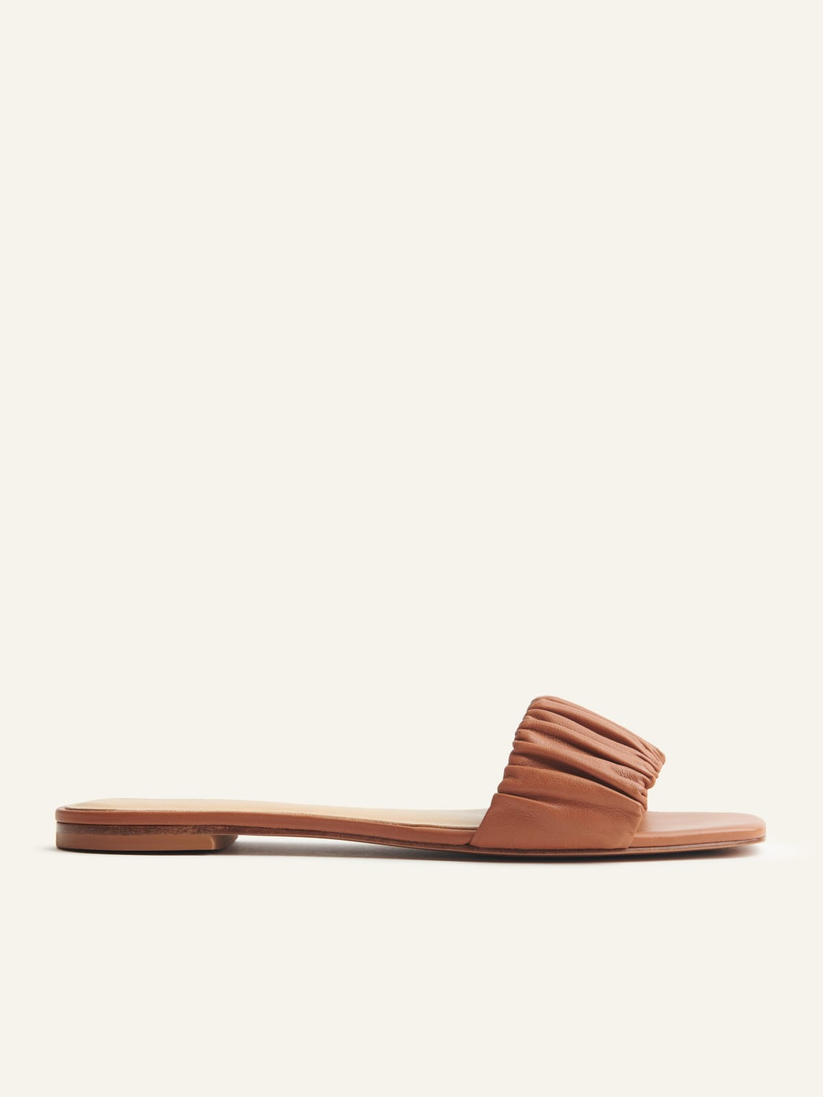 Marcella Ruched Flat Slide | Reformation (Global)