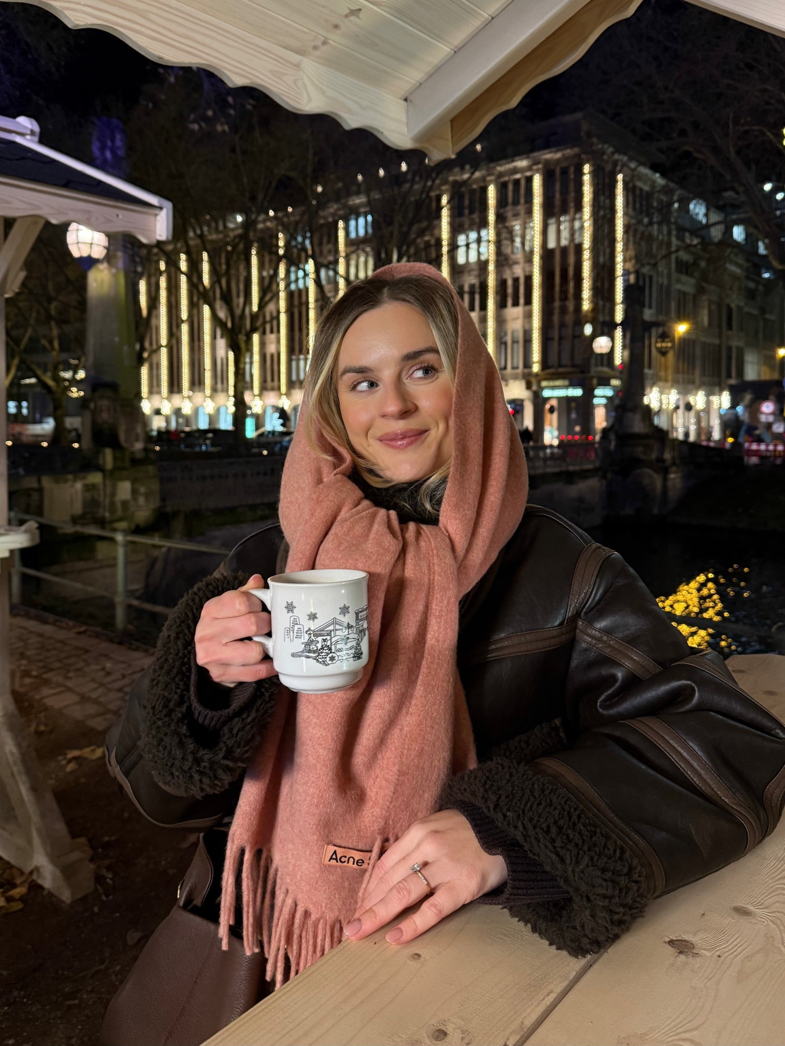 scarf 🧣 season 

#LTKdeutschland #LTKwinter #LTKeurope