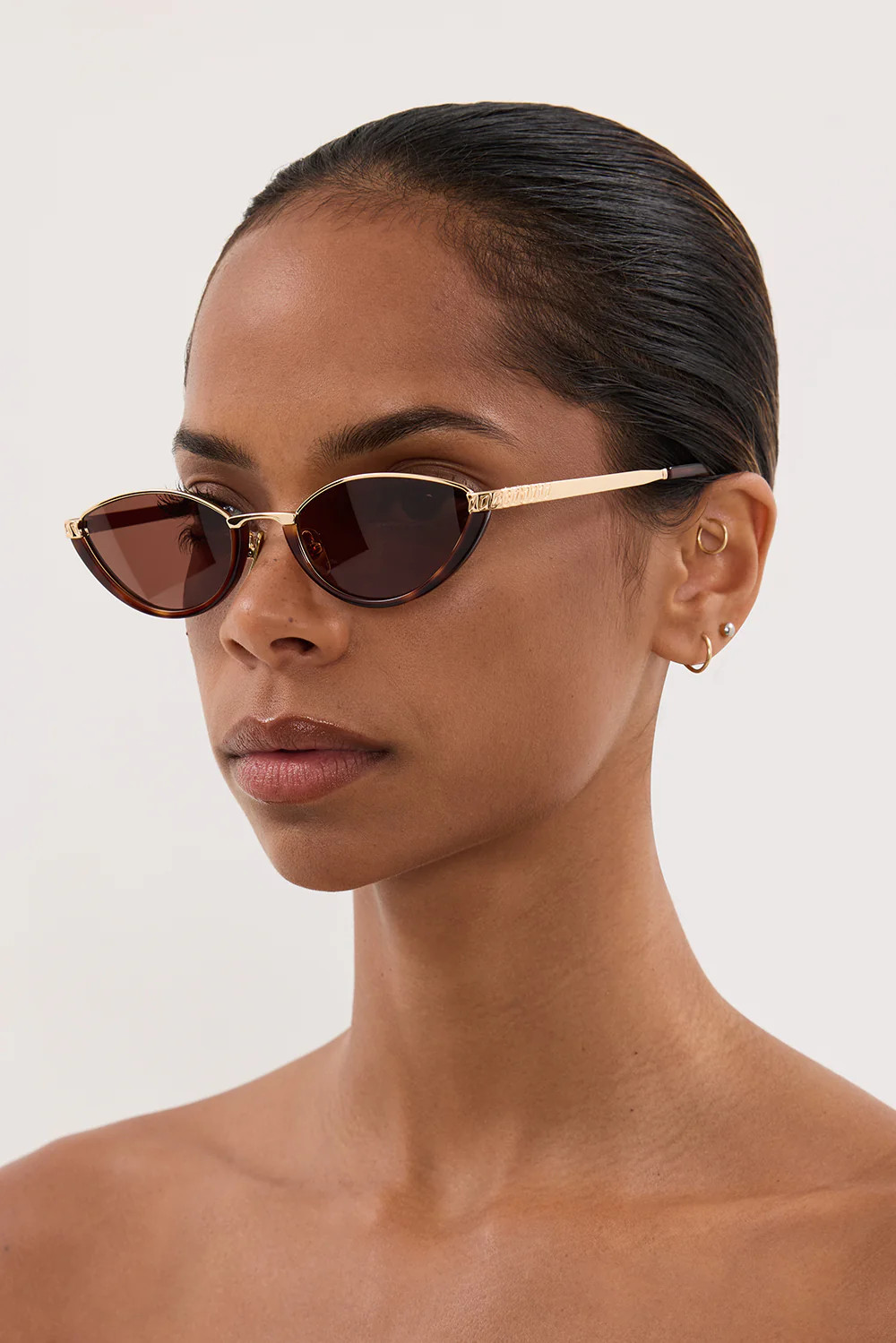 LUV LOU THE LIA SUNGLASSES GLD BRN | DISSH