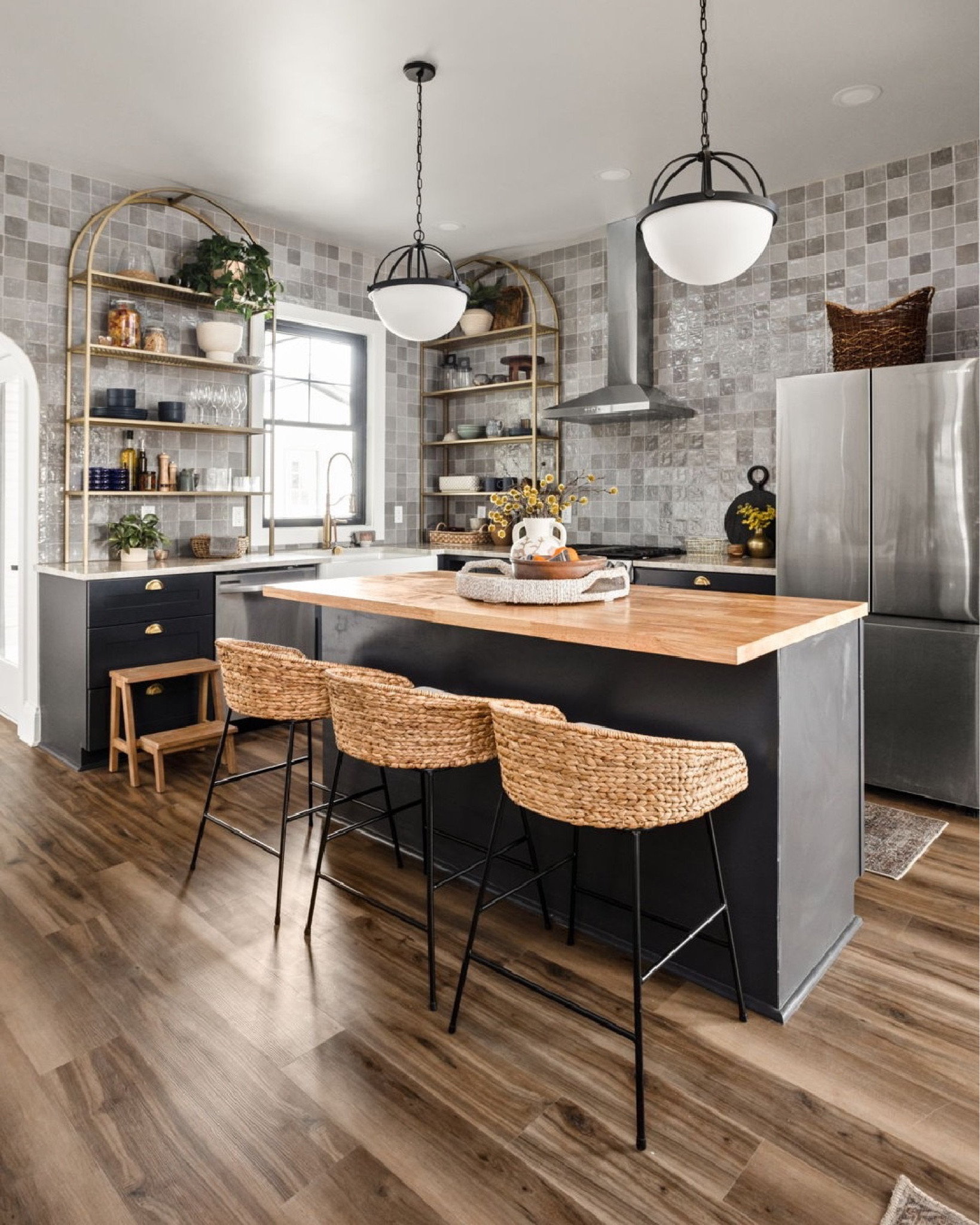 One of our favorite, colorful kitchens!

#LTKhome