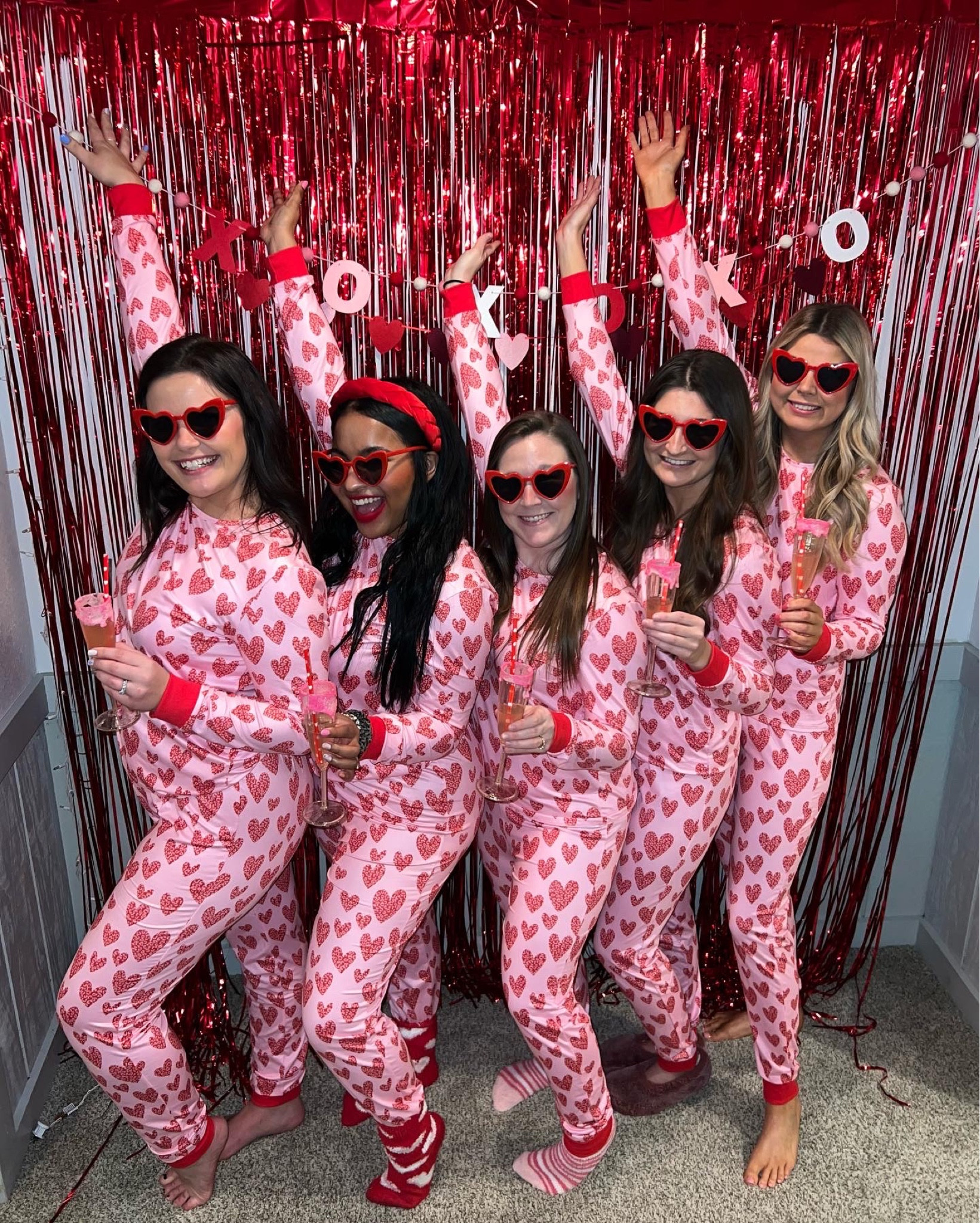 LETS GO GIRLS 🥰💋❤️ #galentinesday

#LTKunder100 #LTKfit #LTKSeasonal