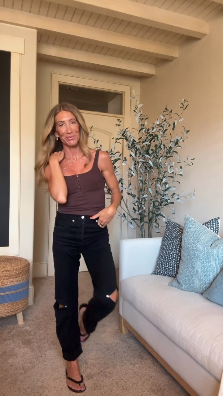 Easy fall fit. 
Pants 24. Top xs. @Revolve

#LTKSeasonal #LTKfitnessgoals #LTKgrwm