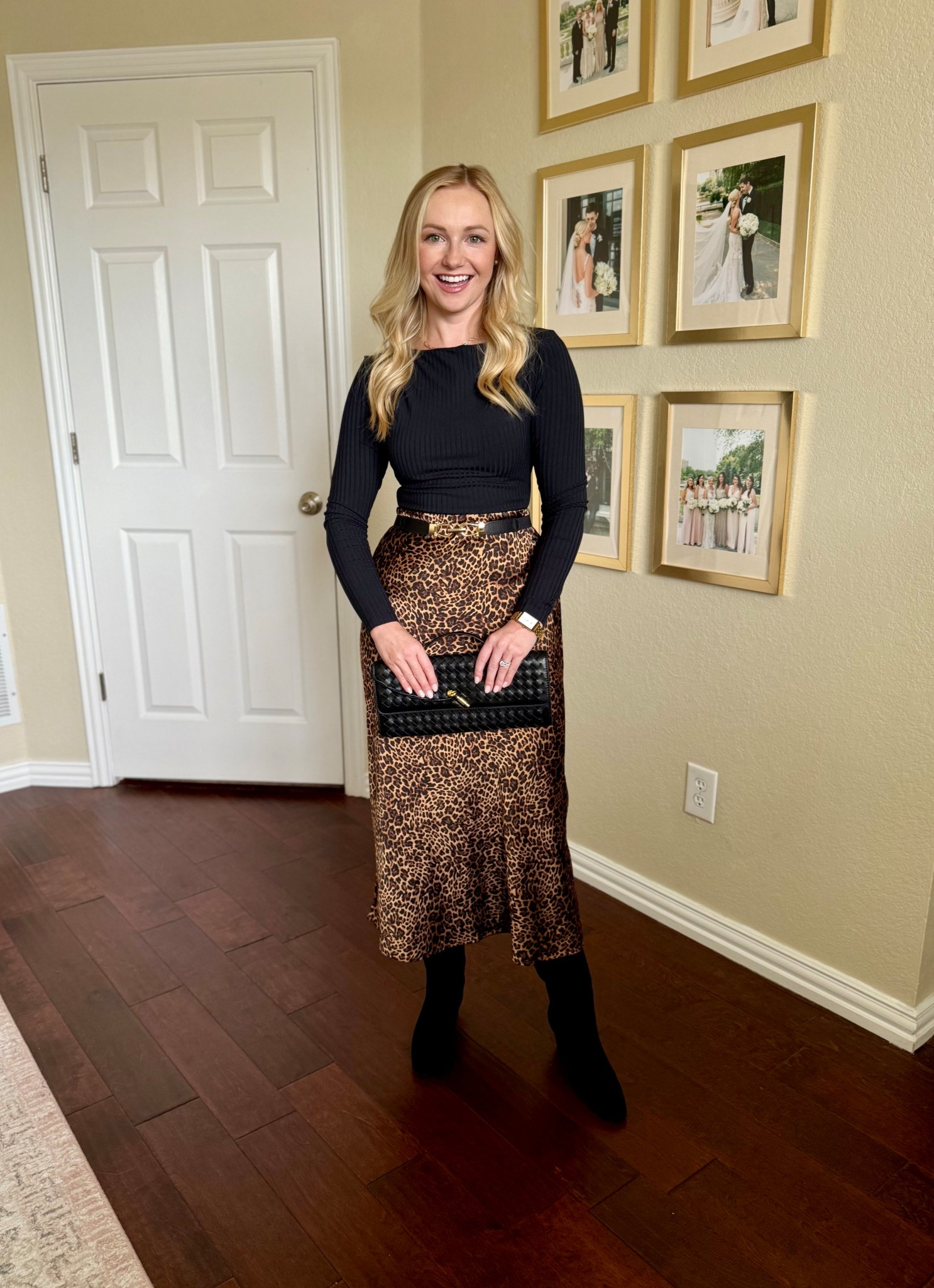 A classic date night look for your fall capsule wardrobe! I’ve always considered leopard a neutral; and it’s a fun pop to have in your closet! Skirt is old but I linked similar. Wearing an XS in skirt and bodysuit 

#LTKStyleTip #LTKPetite #LTKSeasonal