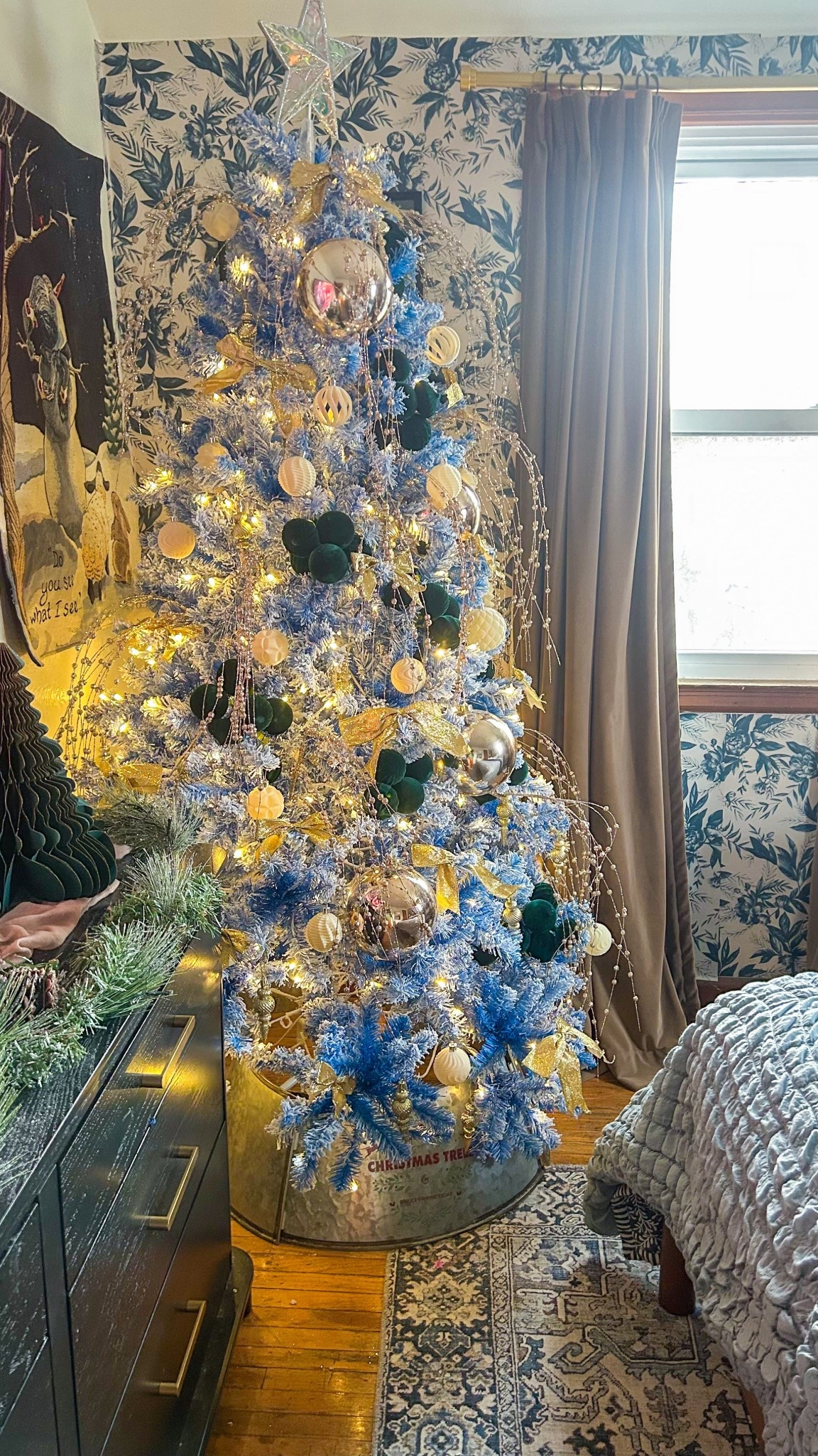 Christmas Tree 2025

#LTKSeasonal #LTKSaleAlert #LTKHome