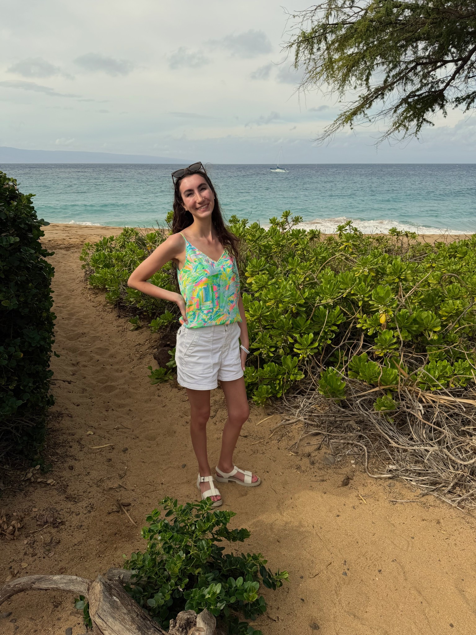 Top: Lily Pulitzer (sold out, linked similar)
Shorts: J.Crew Factory
Sandals: Munro (sold out, linked similar)

Maui Hawaii Vacation Outfit @lillypulitzer @jcrewfactory #lillypulitzer  #jcrewfactory

#LTKTravel #LTKTall #LTKHoliday