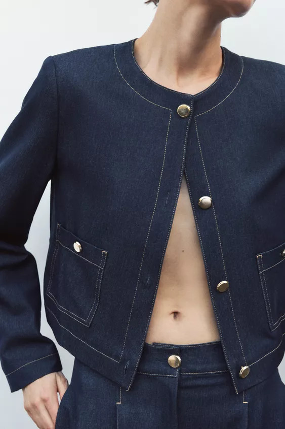 SHORT JACKET WITH CONTRAST TOPSTITCHING | Zara UK