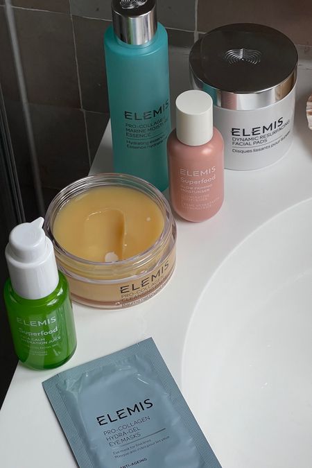 my Elemis favourites for glowing skin aka hydrating, exfoliating and calming 👌🏻 use my code EMMAH25 for 25% off sitewide until the end of July 

#LTKbeauty