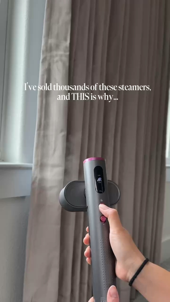 The BEST portable steamer you’ll ever use!!! I have turned so many people onto this and for good reason!! 

#amazonfinds #amazonhome #amazonmusthaves