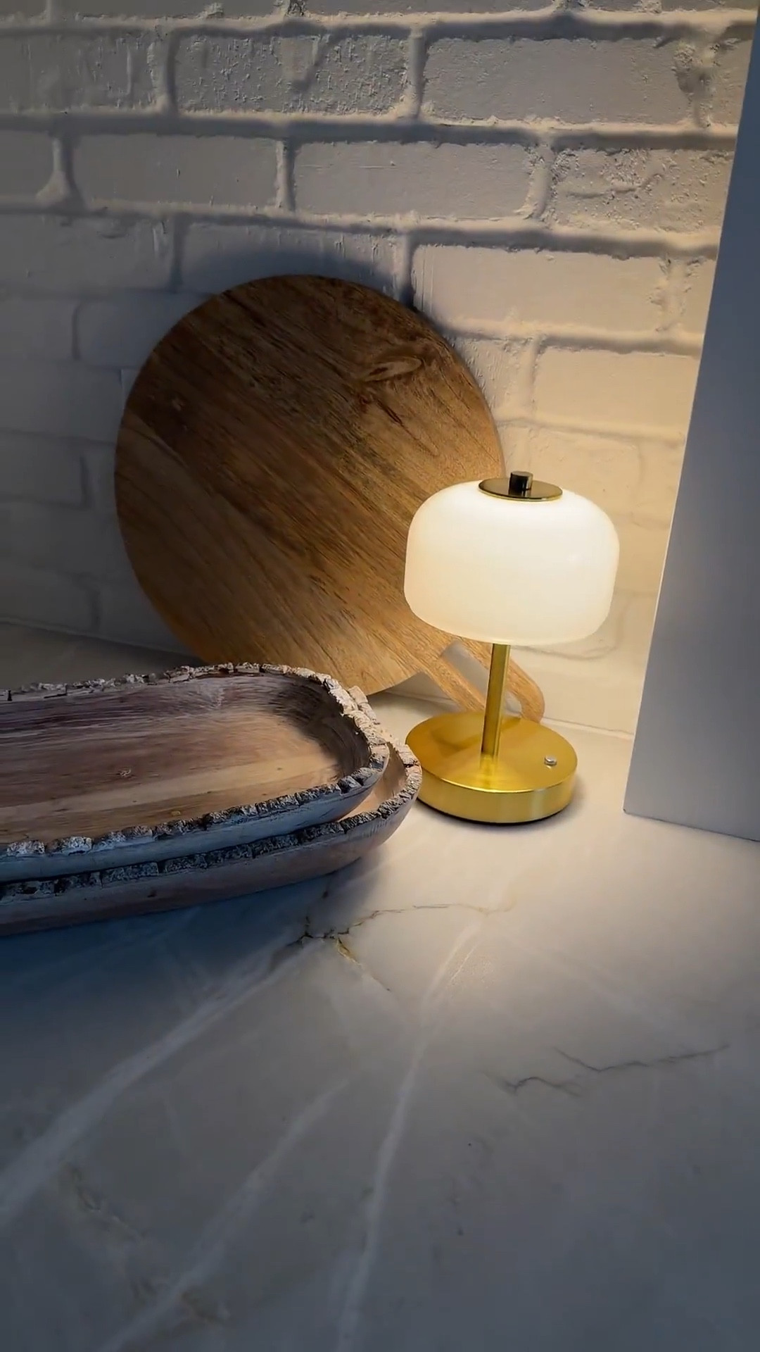 We are seriously obsessed with these rechargeable lamps 🤍 They look so high-end, give the softest glow morning or night, and we’ve been sprinkling them all over the house. Such a cute hostess gift too and under 30 🙌✨!

Home decor. Spring home. Home finds. 

#LTKHome #LTKdayinmylife