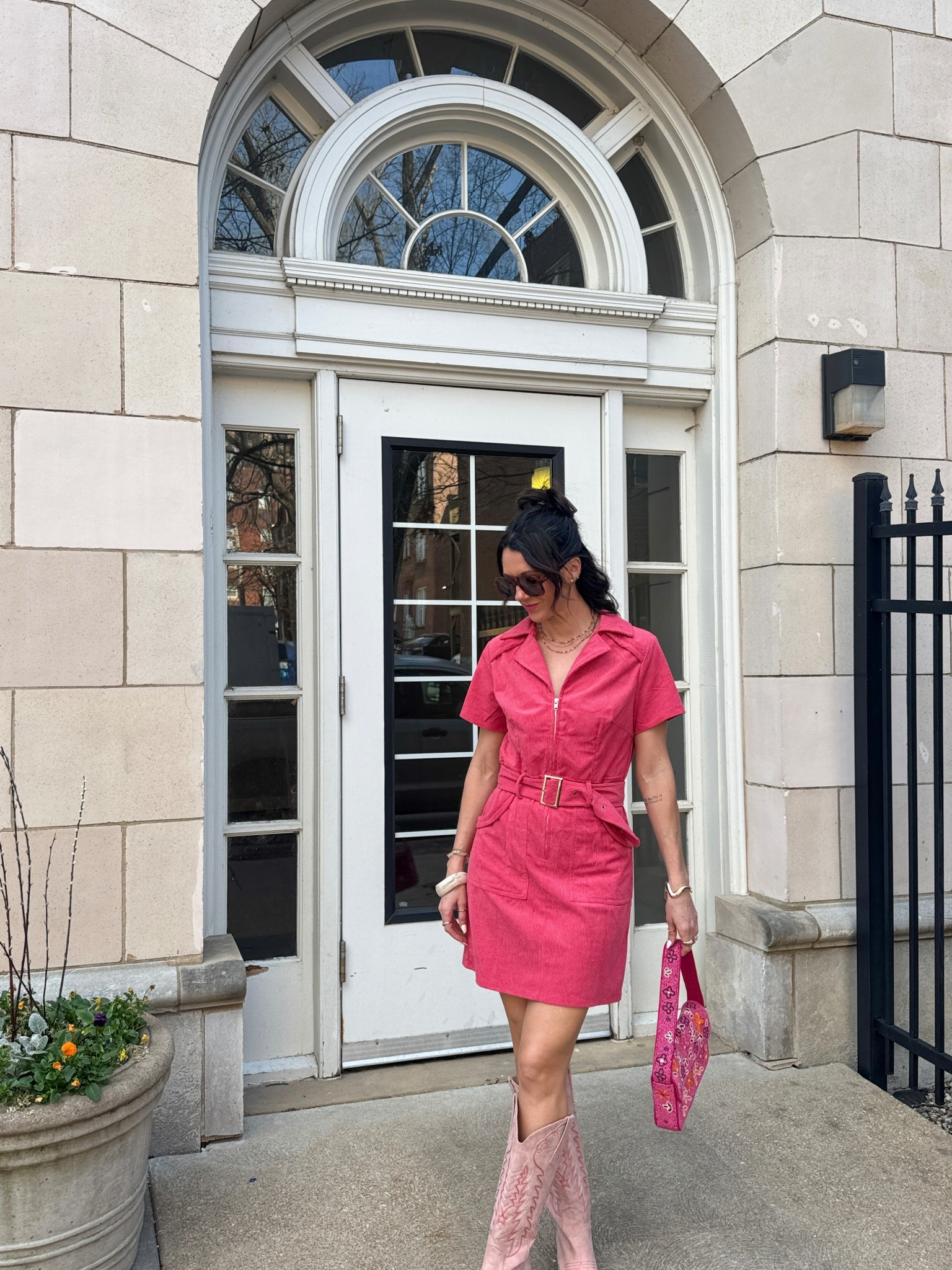 Cordurory
Pink
Mini dress
Belt 

#LTKFestival

#LTKSeasonal #LTKootd