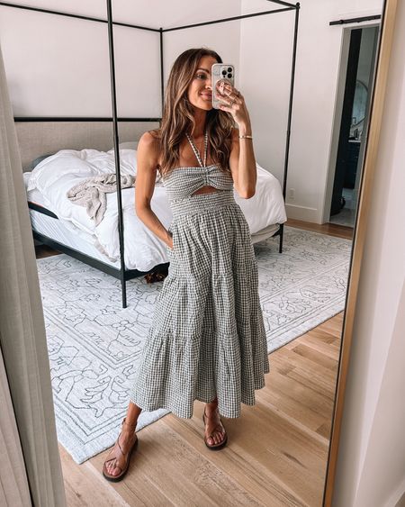 this dress works for non-maternity AND is also bump-friendly too 🙌🏼 30% off madewell’s entire site! 

#LTKsalealert #LTKbump #LTKshoecrush