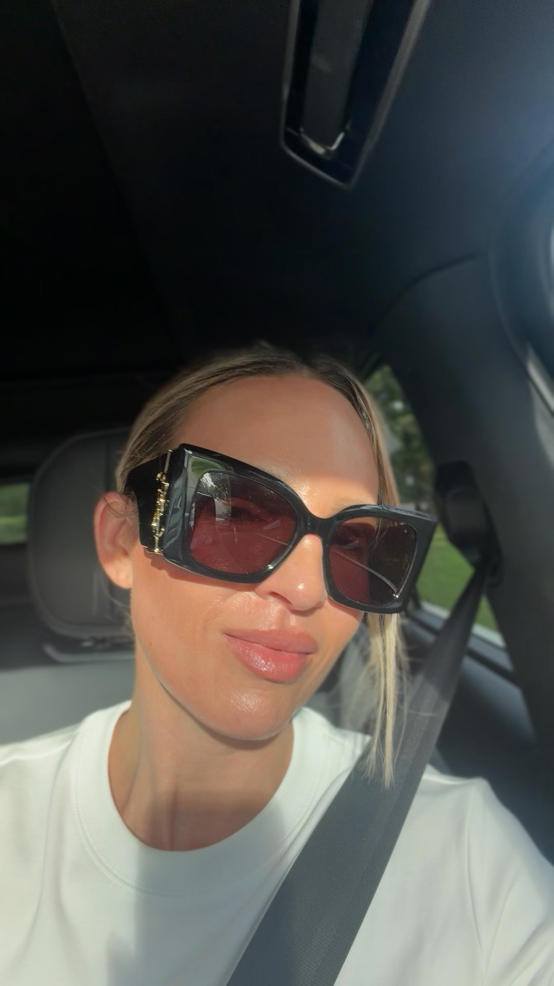 My sunglasses are on sale! (Ignore the singing in the back😅)

#LTKmomlife #LTKSaleAlert #LTKSwim