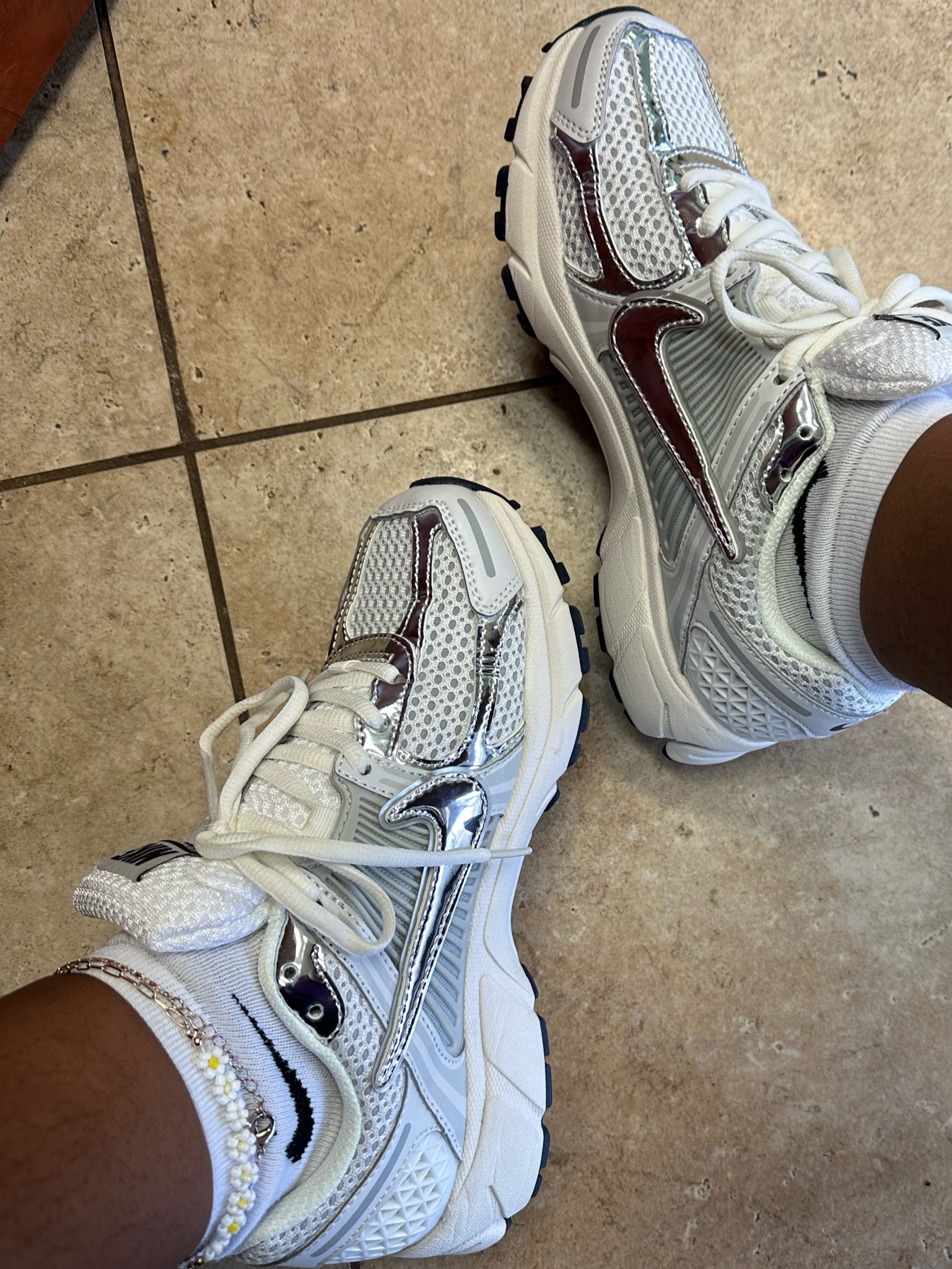 I’m a sucker for a good sneaker 🤍

#LTKstyletip #LTKfitness #LTKshoecrush