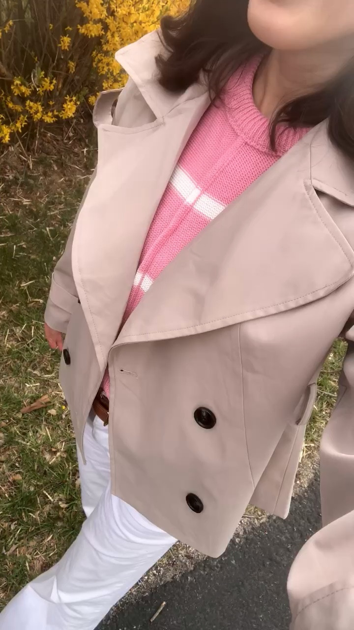 Spring outfit crop Trench coat, white jeans striped sweater 🌸

#LTKSaleAlert #LTKootd #LTKSeasonal