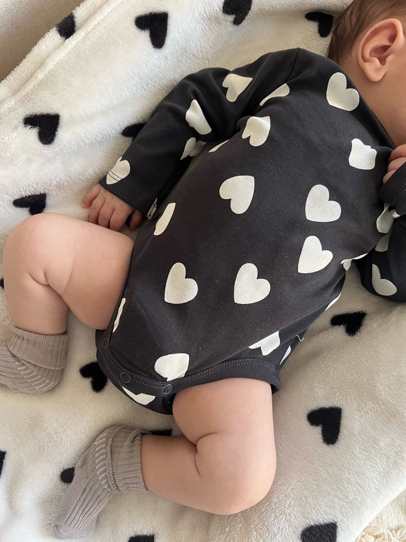 The cutest little heart print vest, a great alternative to red and white. Perfect for little boys. And such a steal at £2.99! This would be a cute Valentine’s Day outfit for a baby. 

#LTKbump #LTKeurope #LTKbaby