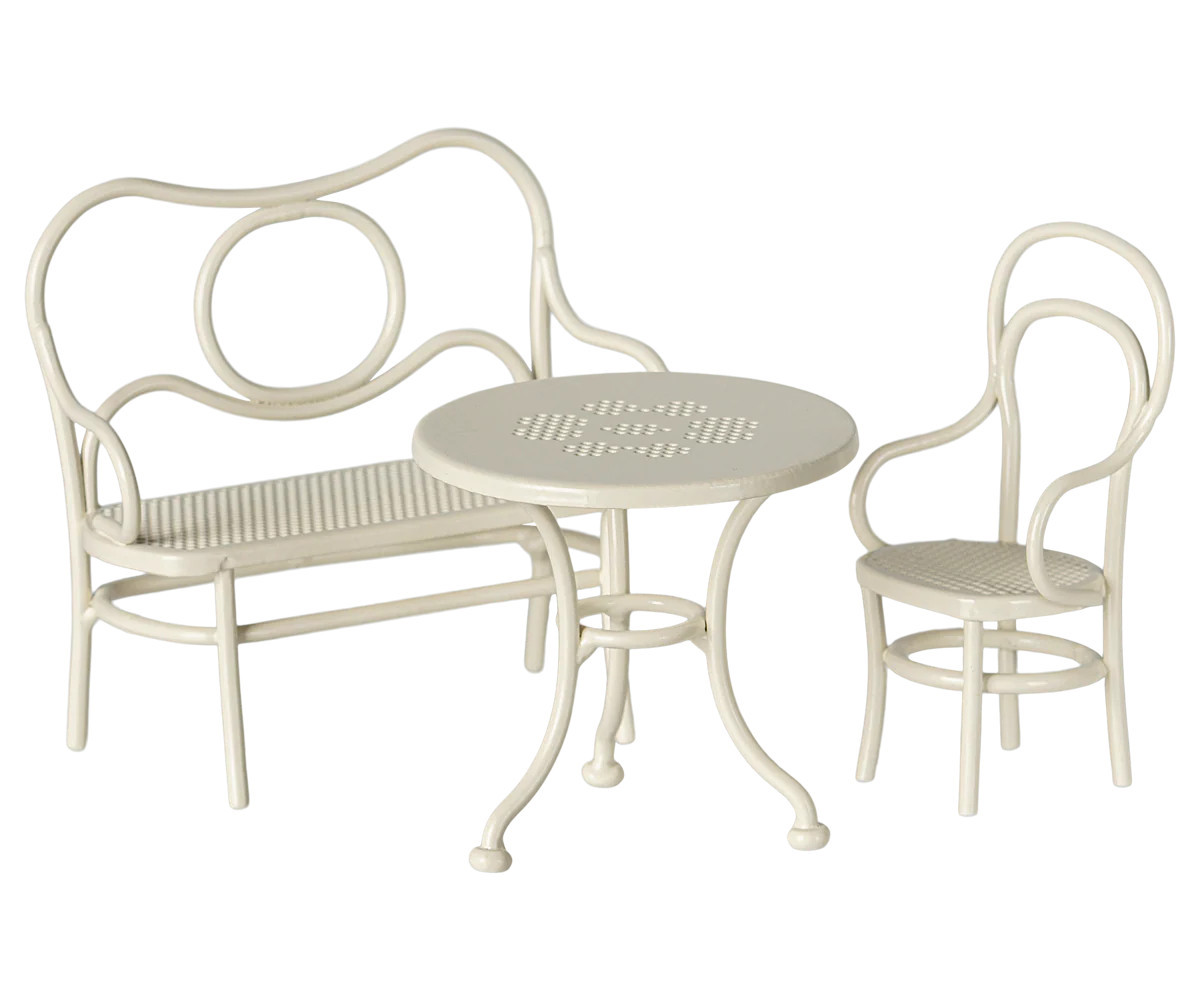 Cafe Set, Mouse Small - Off White | Persnickety