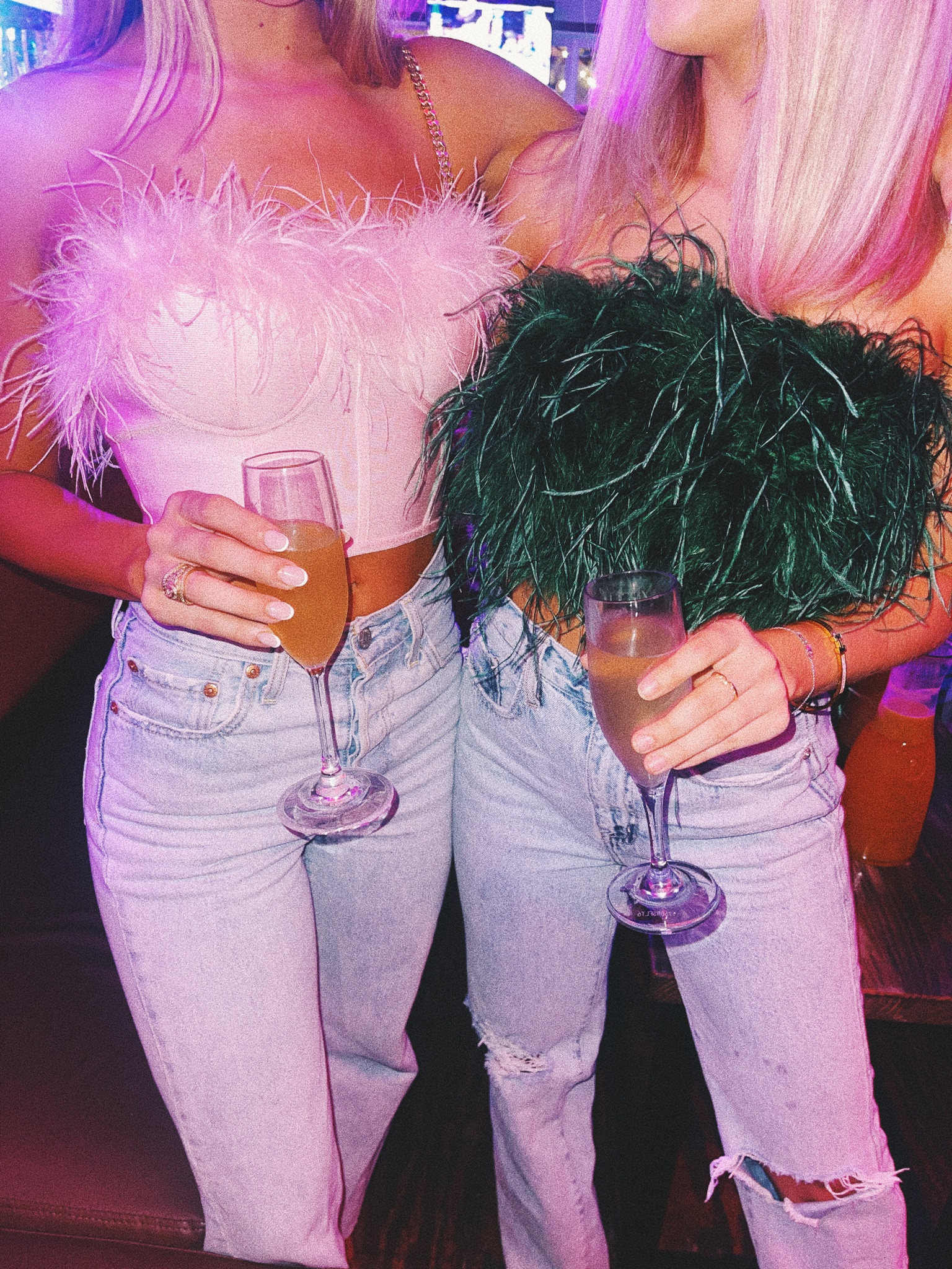 girls night out!! 🥂🥂 the dark green is sold out but there are several other color options available

#LTKbeauty #LTKstyletip