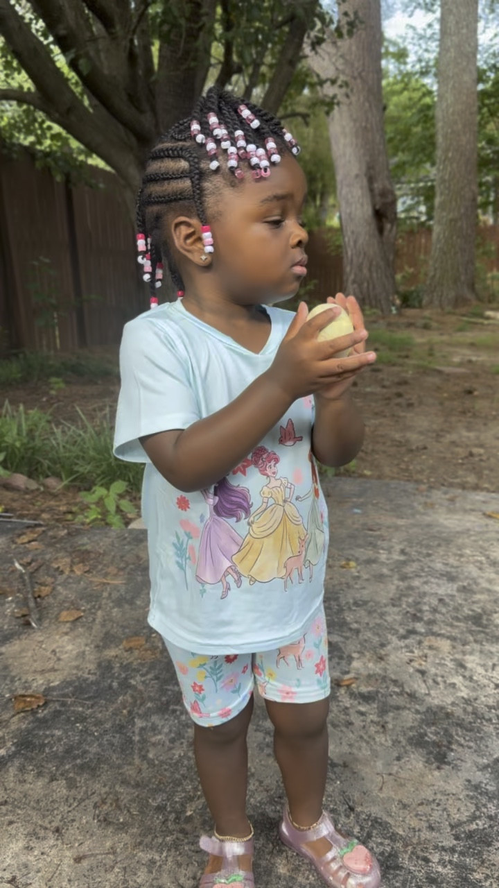 One thing about toddler outfits… they are ALWAYS cuter than adult clothes 😂 Cute little dresses, comfy sets, playful prints, and all the adorable looks for everyday adventures.

All our favorite toddler outfits are linked on my LTK.

#ShoppingWithPriiincesss #ToddlerFashion #KidsStyle #MiniOOTD #LTKFamily #LTKKids #MomLifeStyle #CuteOutfits #ToddlerLooks #MiniStyle #KidsStyleInspo #FamilyFashion #ToddlerLife #AtlantaMom #Atlantamom #Atlantabloggers #Atlantablogger #AtlantaCreator #Atlantacontentcreators #Atlantacontentcreator

#LTKBaby #LTKKids #LTKSeasonal