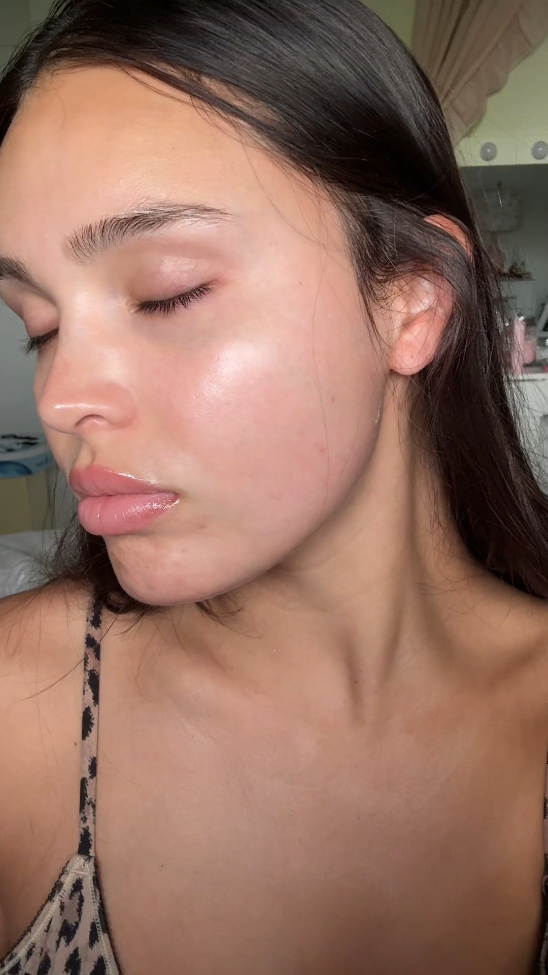 Also, these are my confused PJ so I’m linking them here XX


#LTKselfcare #LTKBeauty #LTKmorningroutine