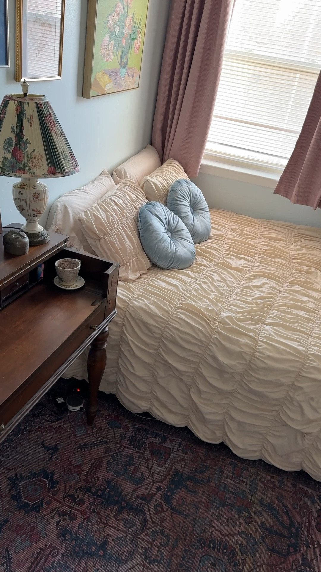 Cottage core bedroom makeoverr

#LTKHome #LTKFindsUnder100 #LTKStyleTip